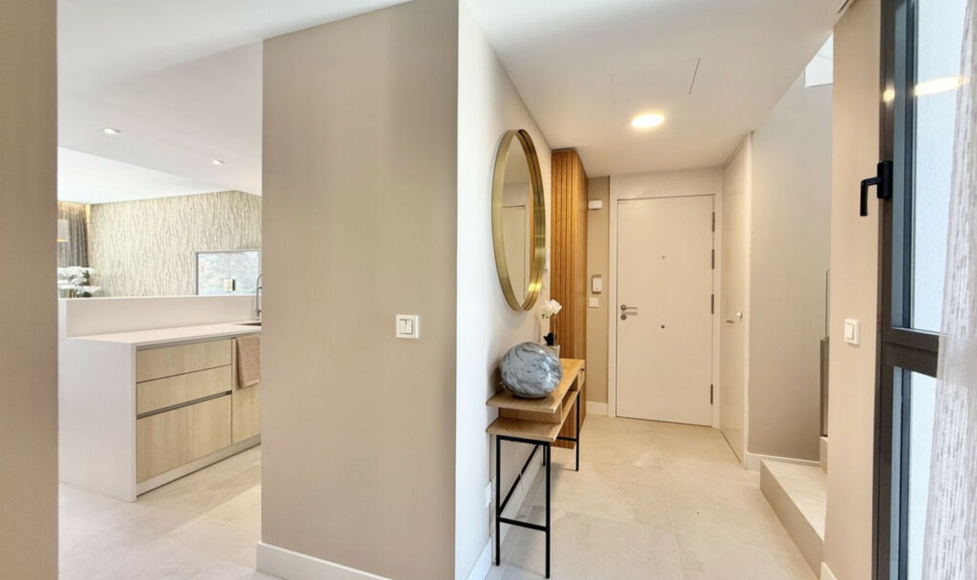 Resale - Apartment -
Cabopino