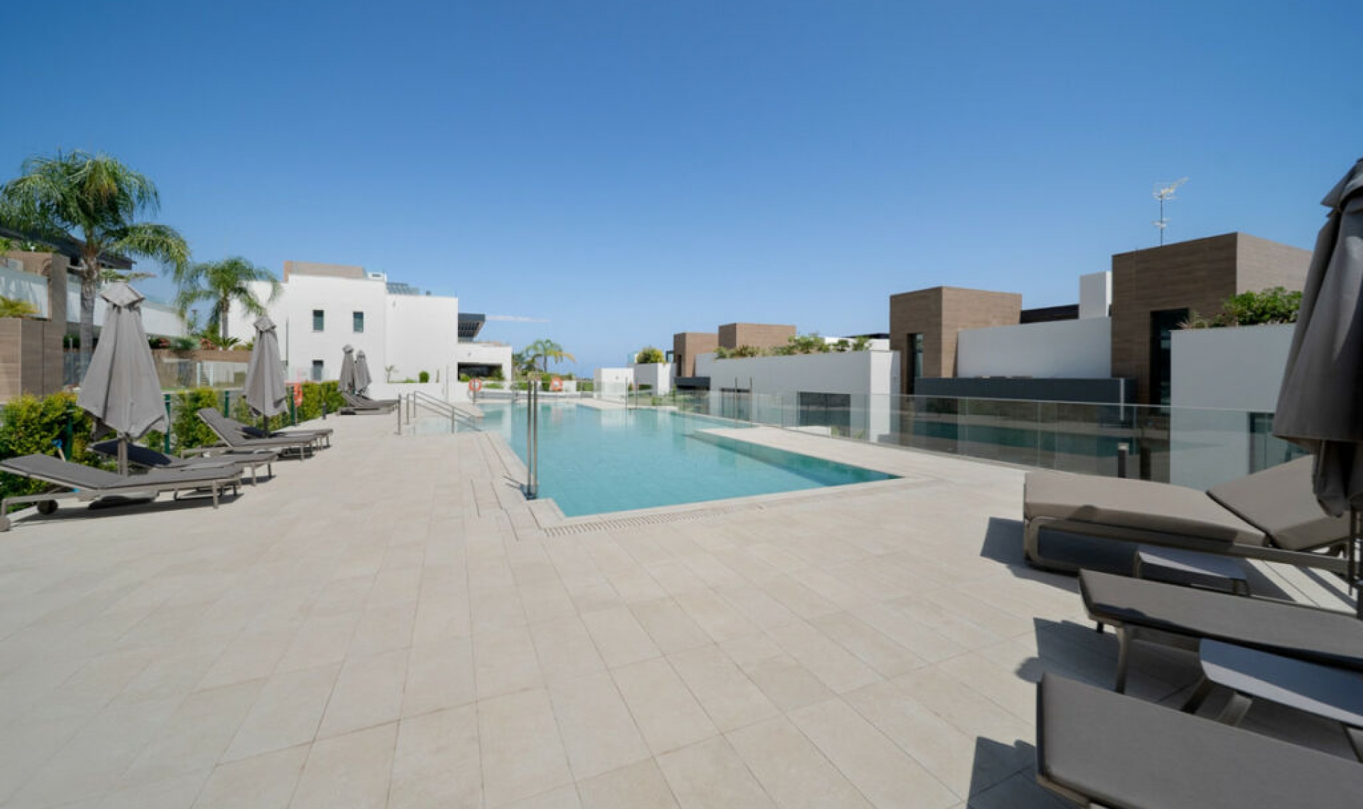 Resale - Apartment -
Cabopino