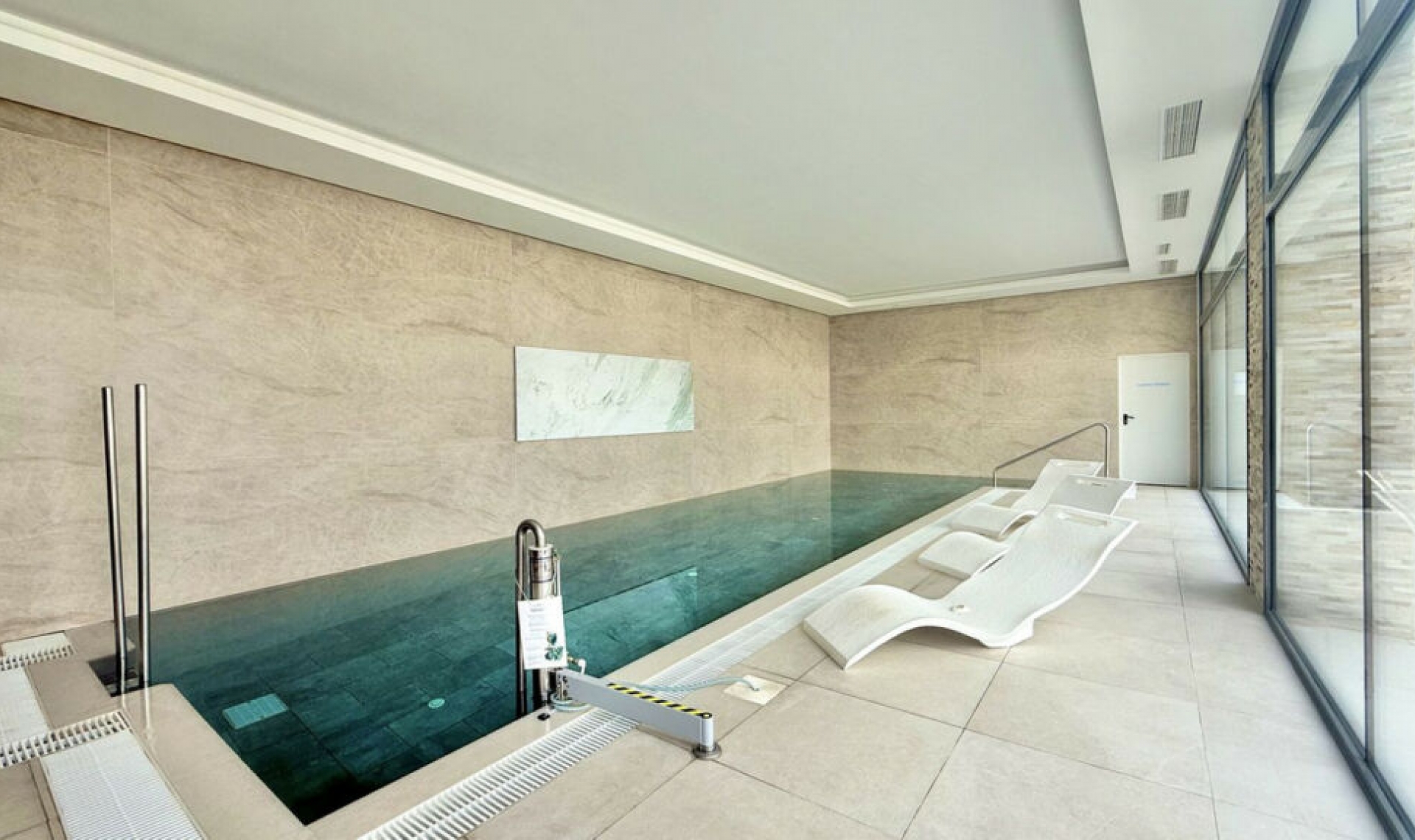 Resale - Apartment -
Cabopino