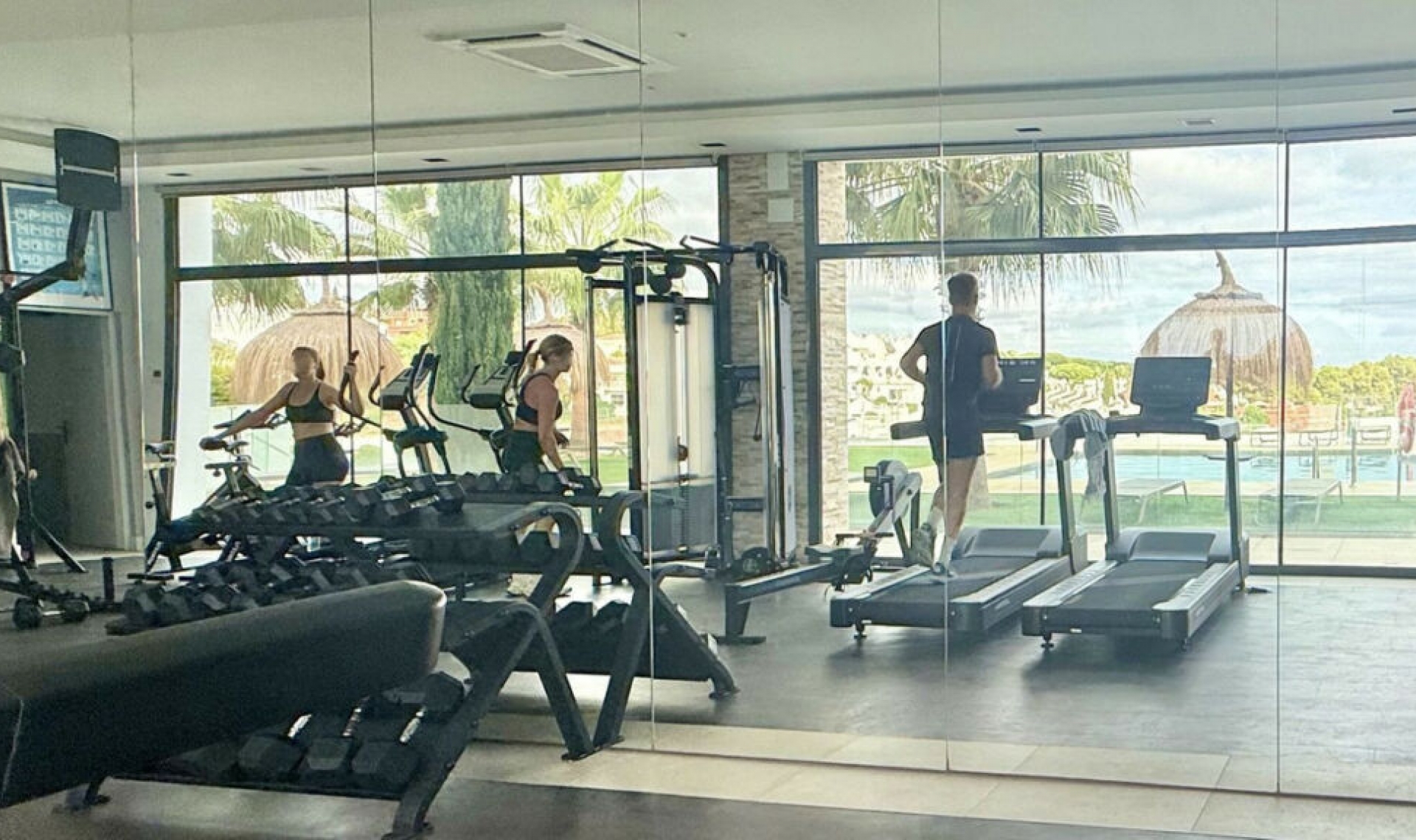 Resale - Apartment -
Cabopino