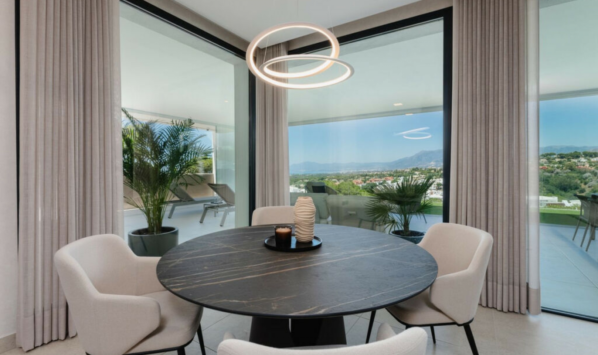 Resale - Apartment -
Cabopino