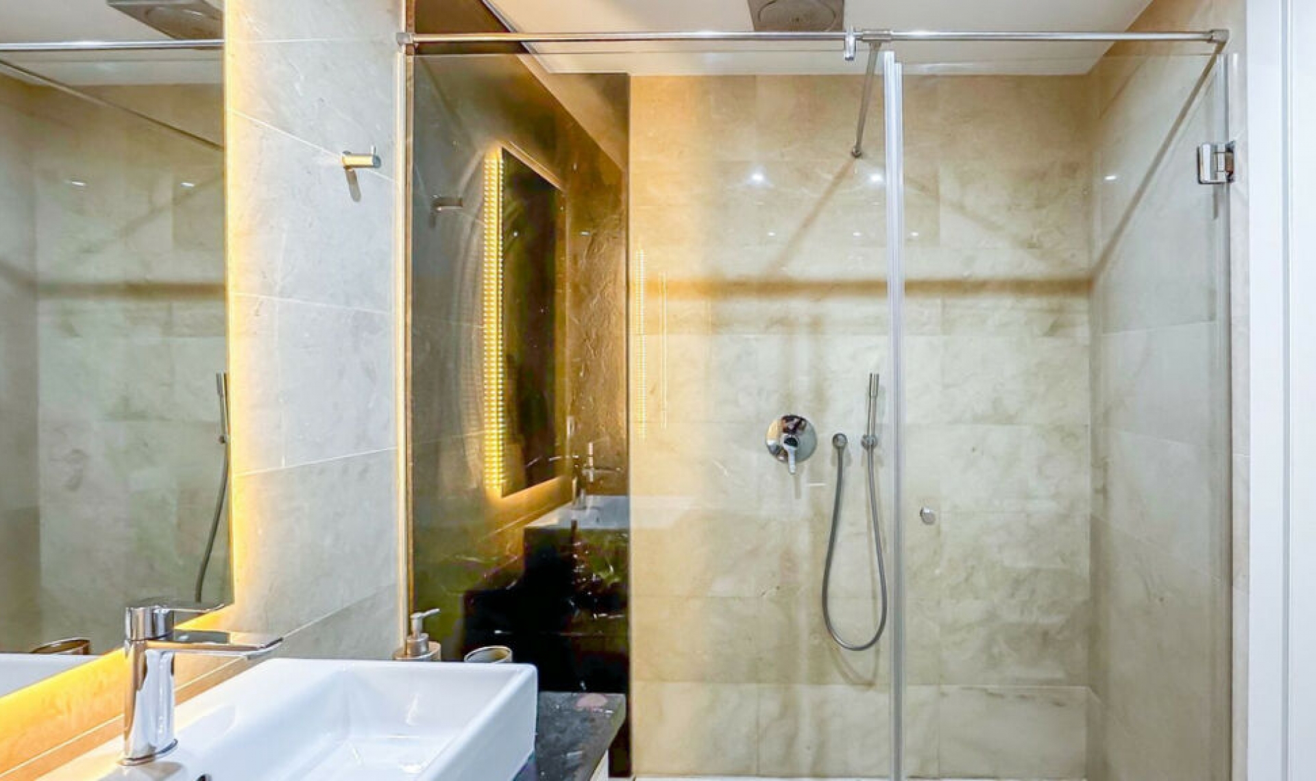 Resale - Apartment -
Cabopino