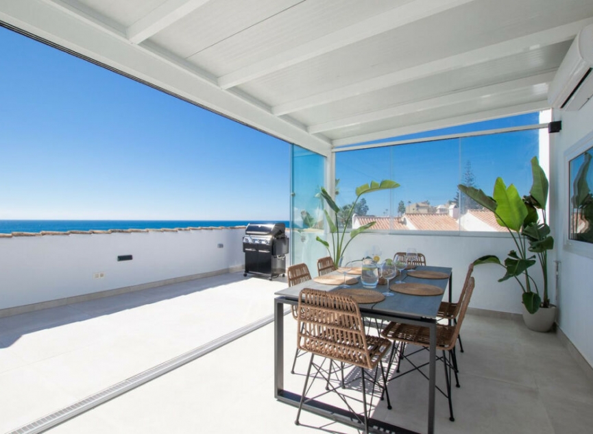 Resale - Apartment -
Calahonda