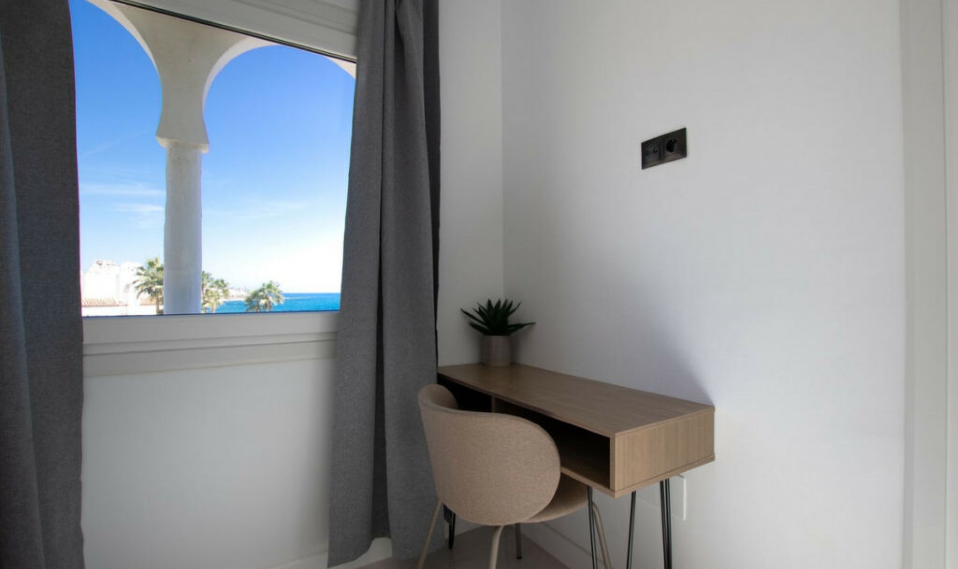 Resale - Apartment -
Calahonda