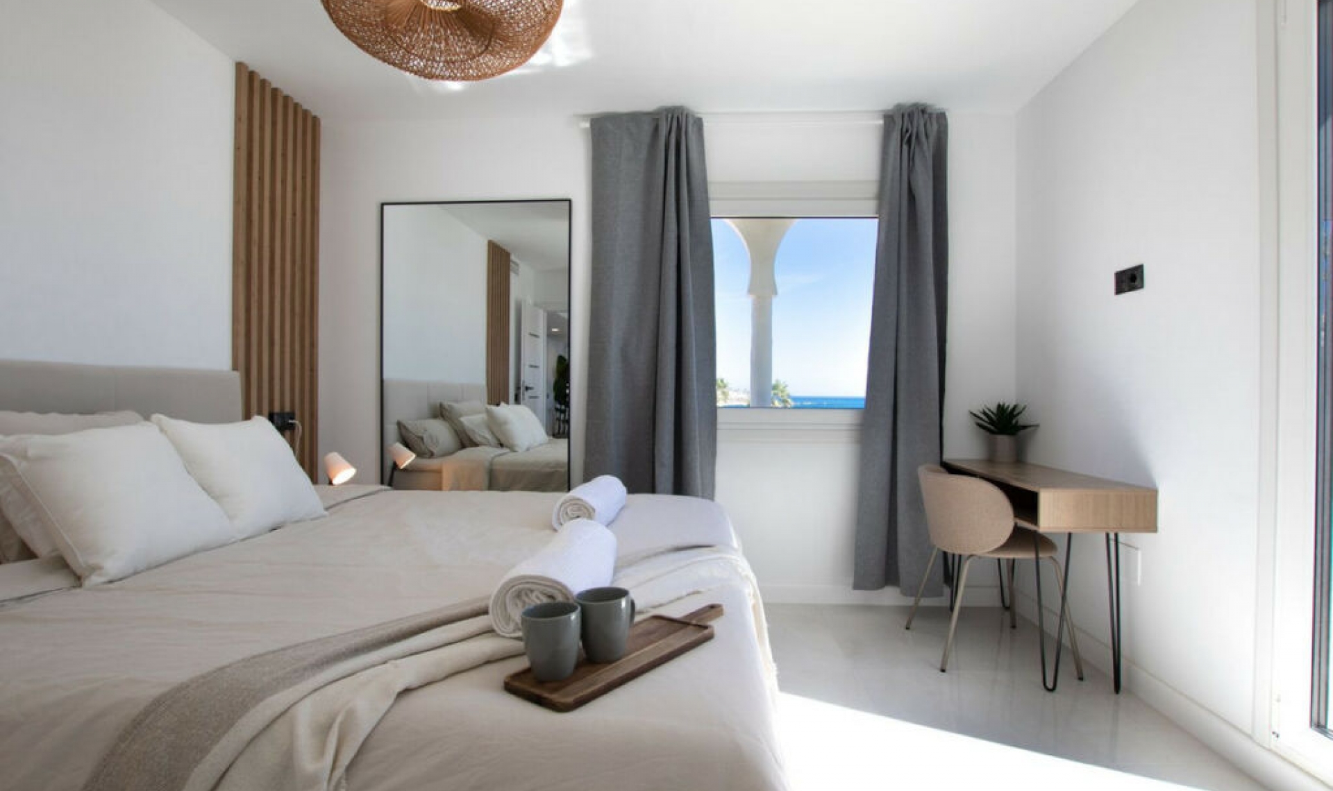 Resale - Apartment -
Calahonda