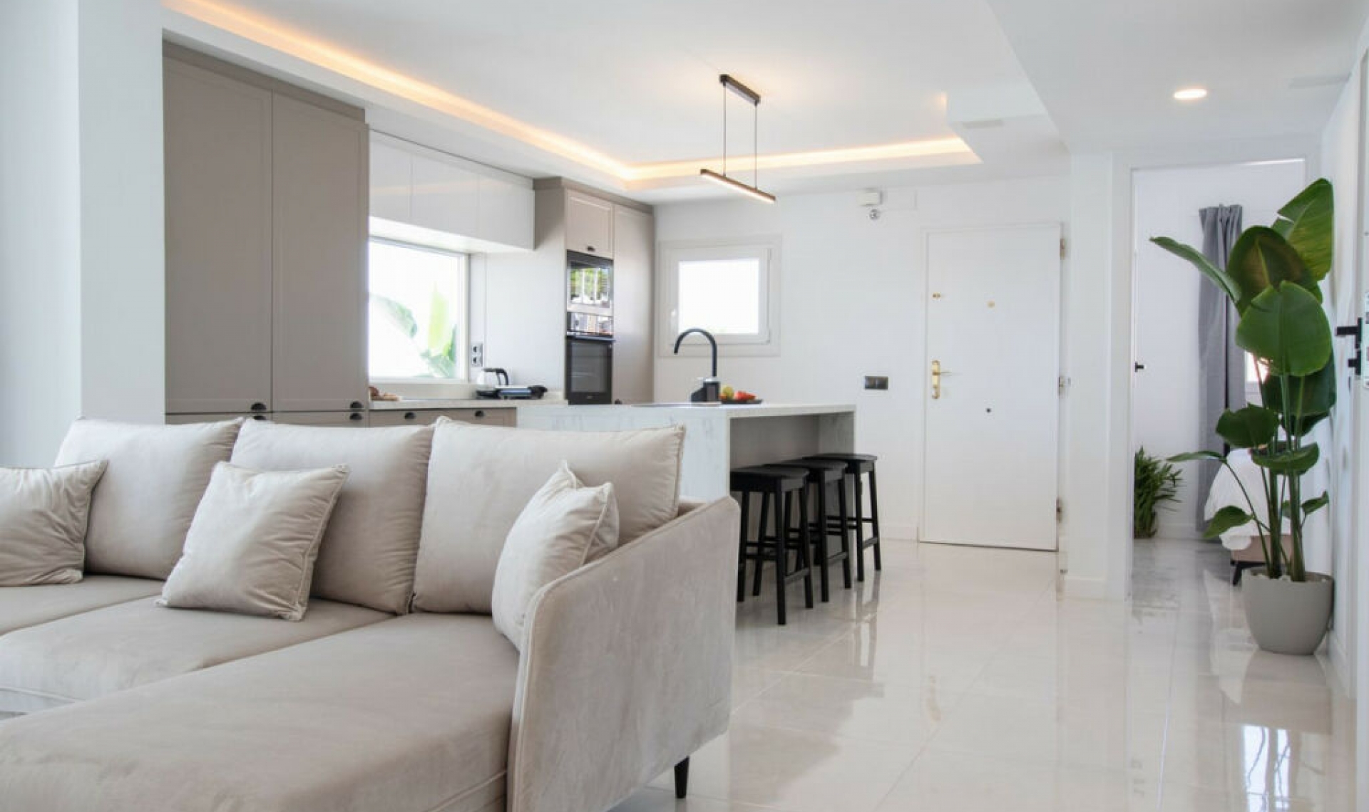 Resale - Apartment -
Calahonda