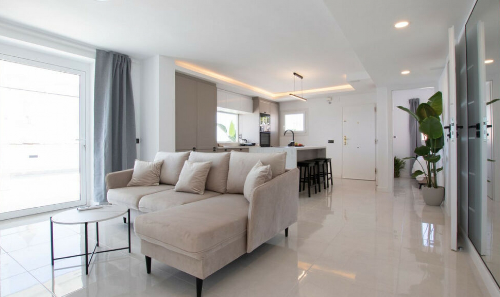 Resale - Apartment -
Calahonda