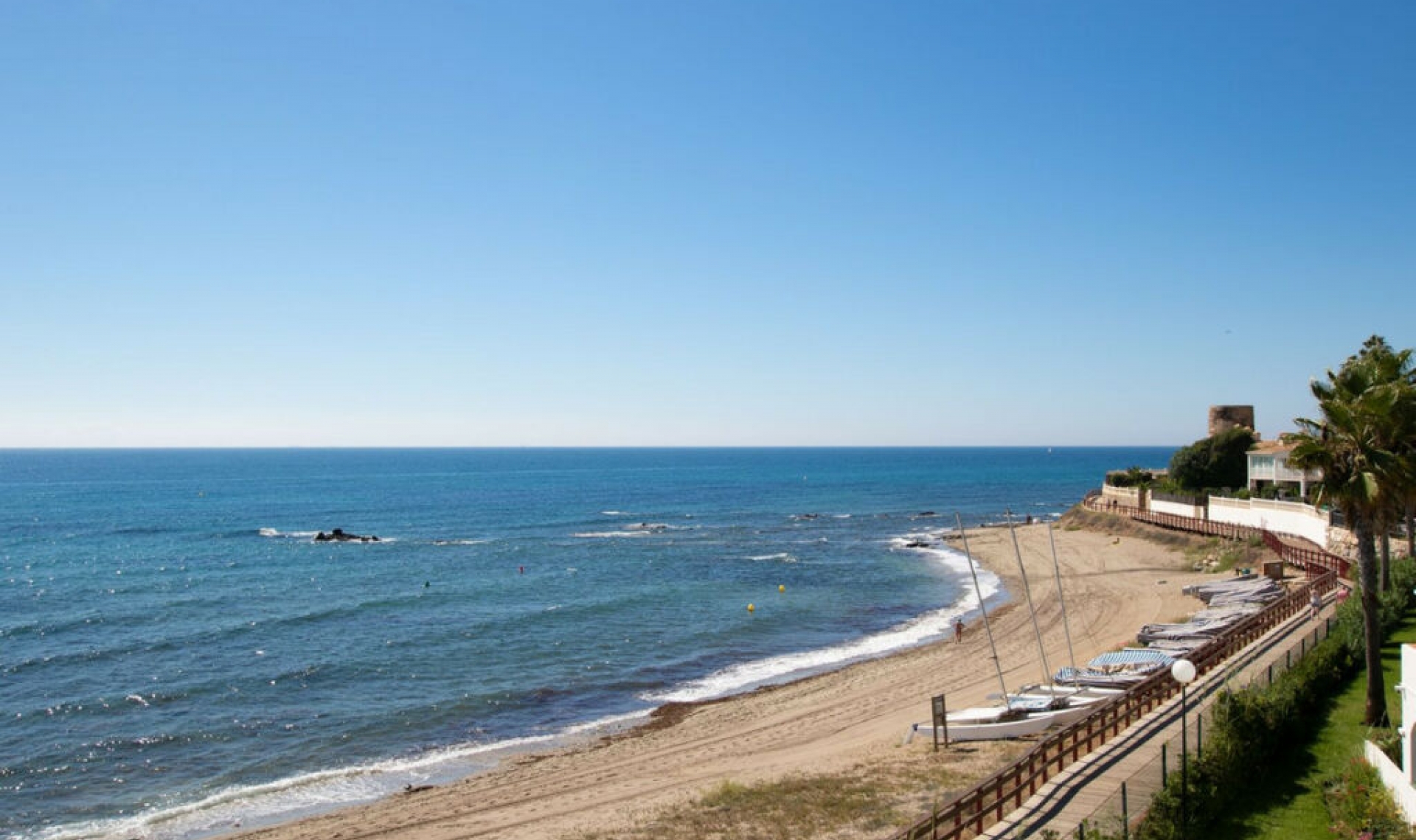Resale - Apartment -
Calahonda