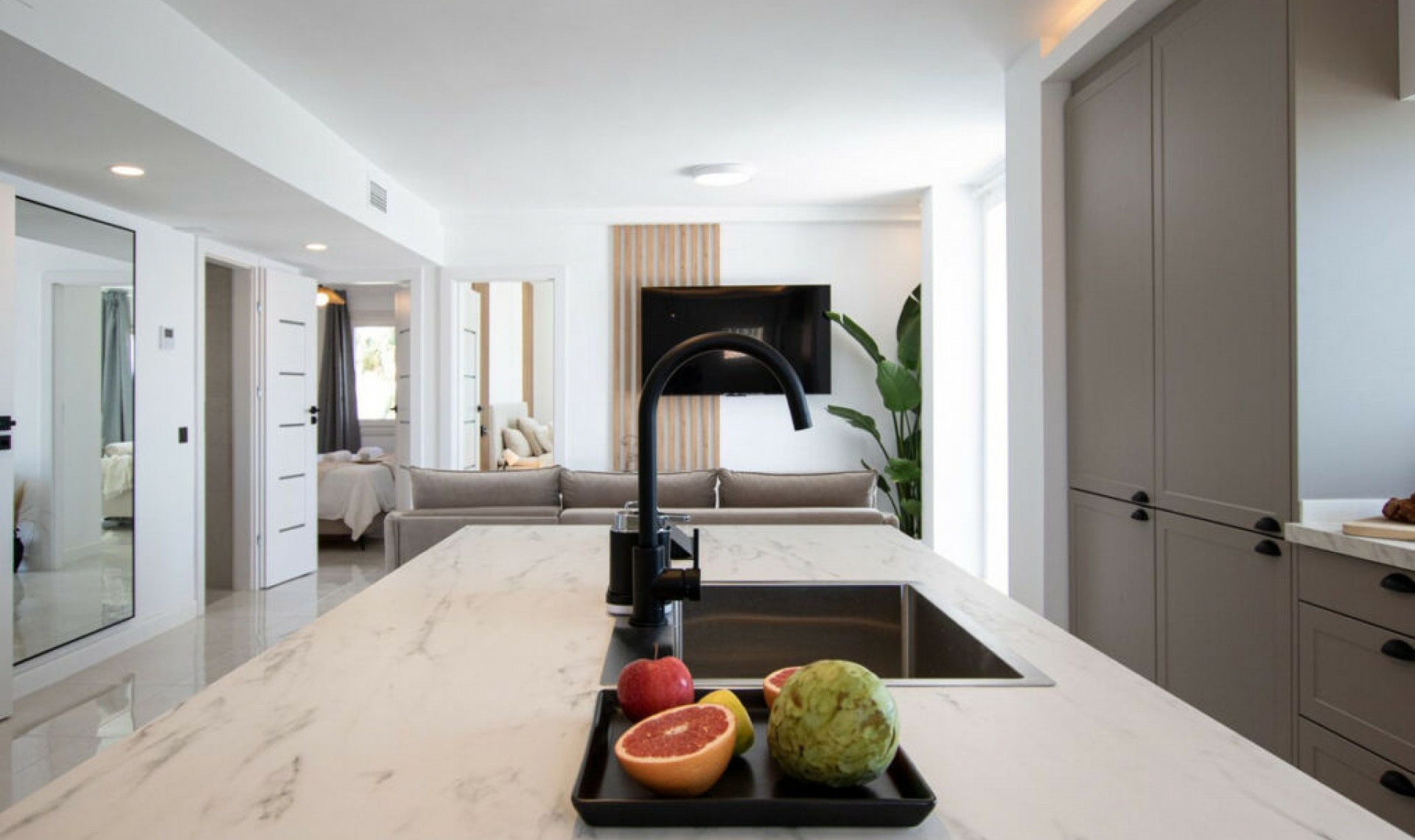 Resale - Apartment -
Calahonda