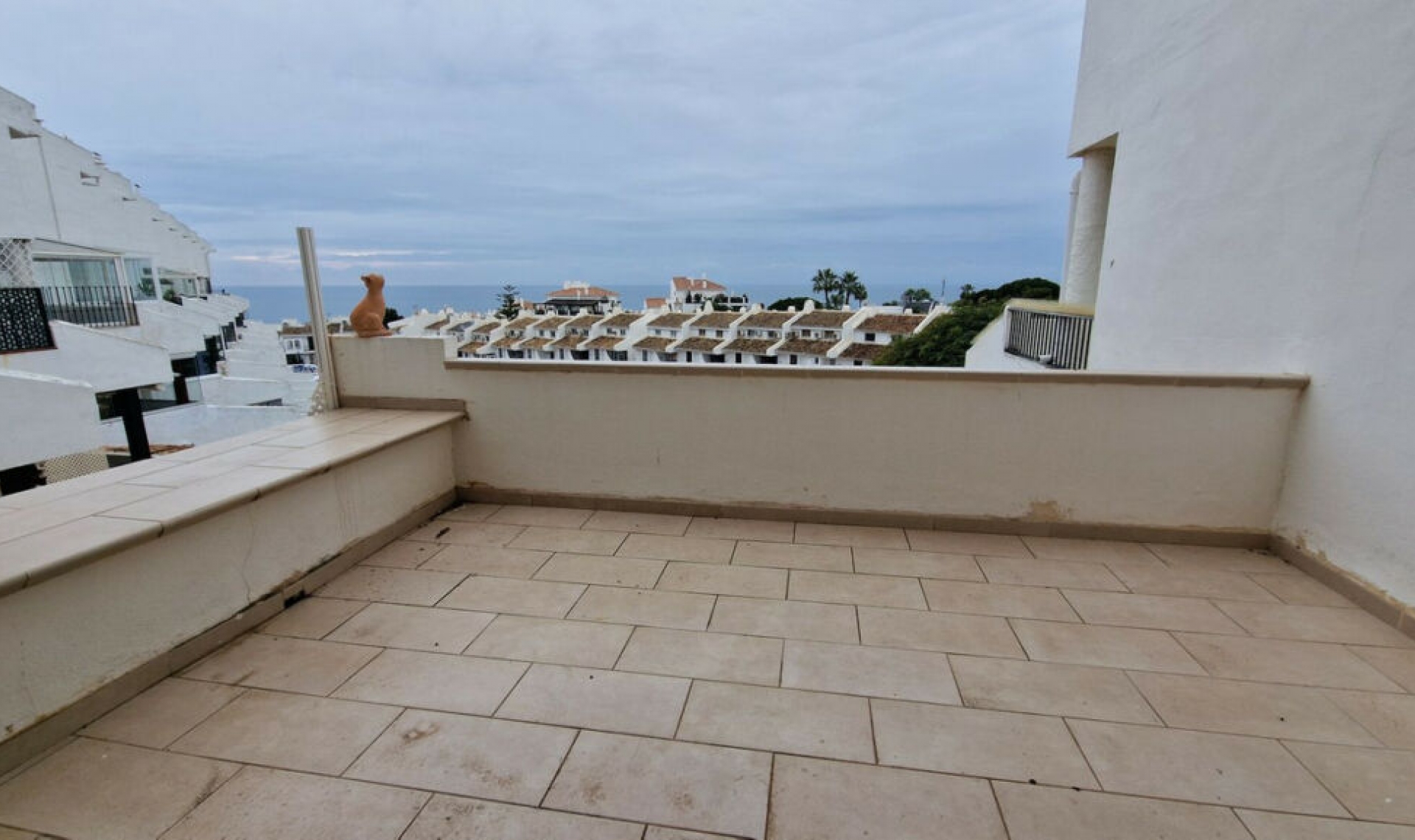 Resale - Apartment -
Calahonda