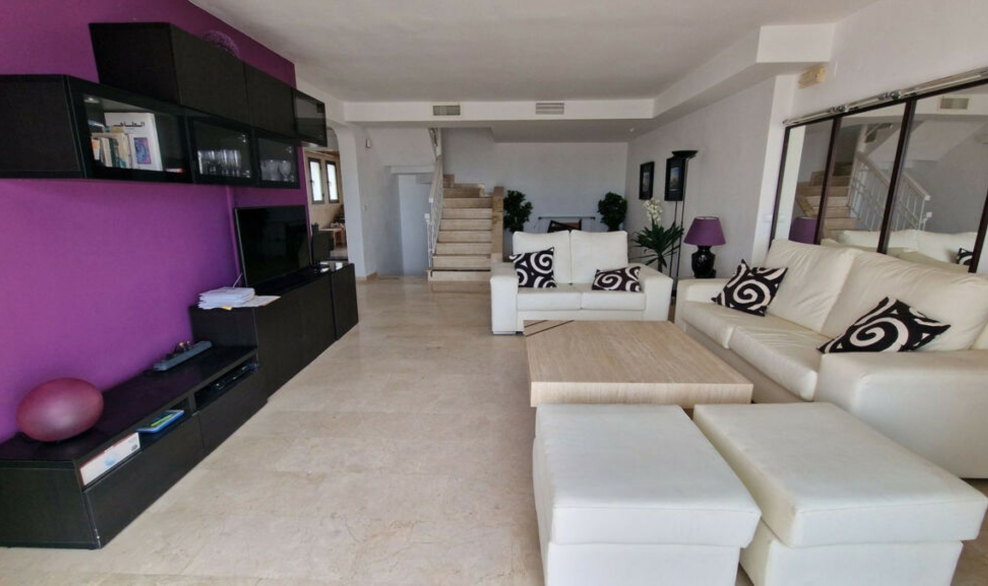 Resale - Apartment -
Calahonda