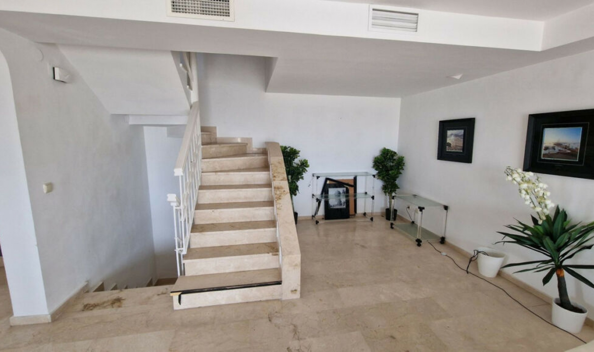 Resale - Apartment -
Calahonda