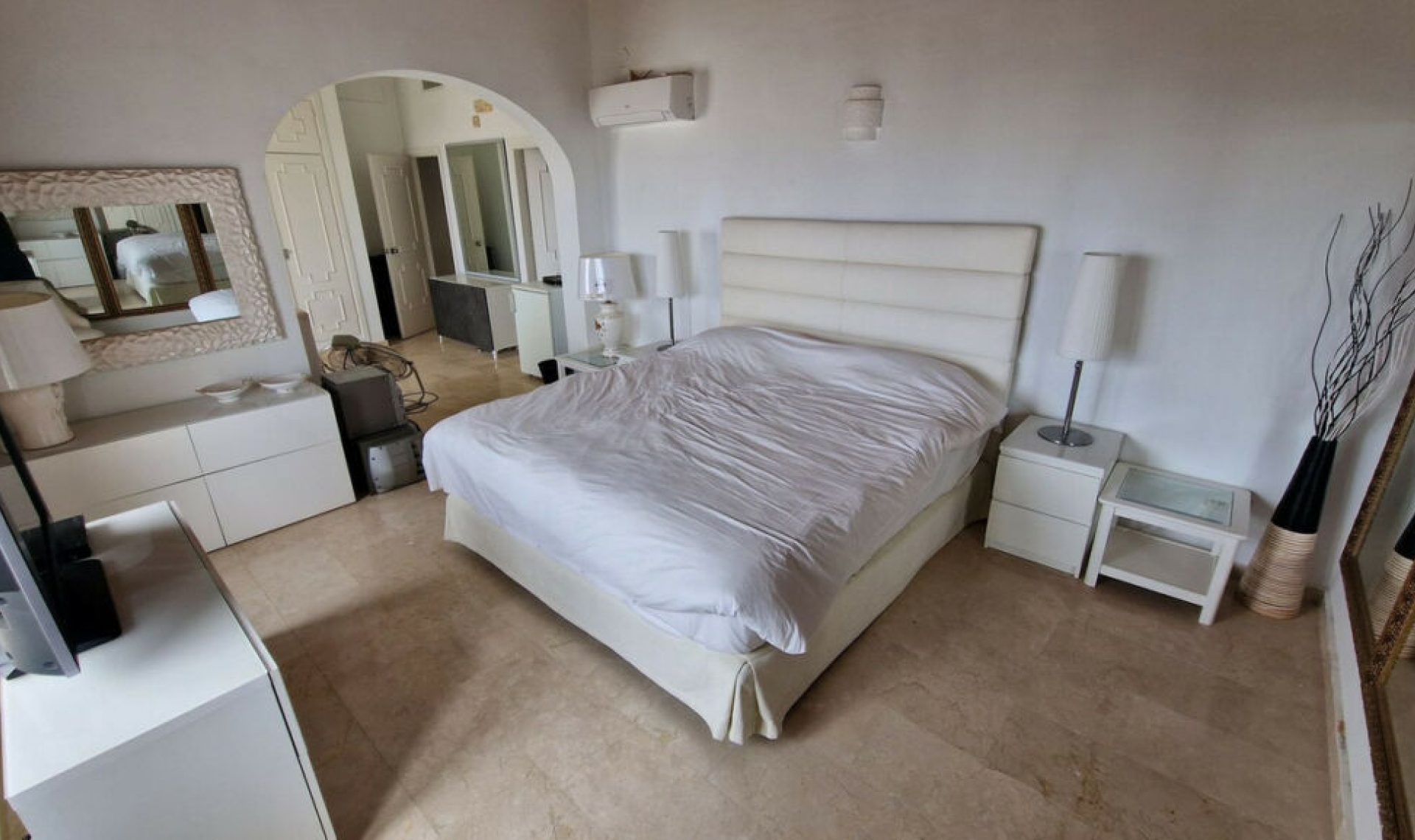Resale - Apartment -
Calahonda
