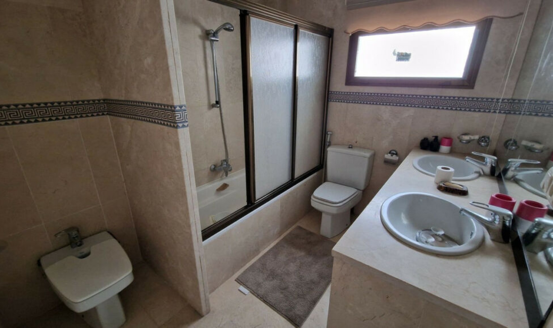 Resale - Apartment -
Calahonda