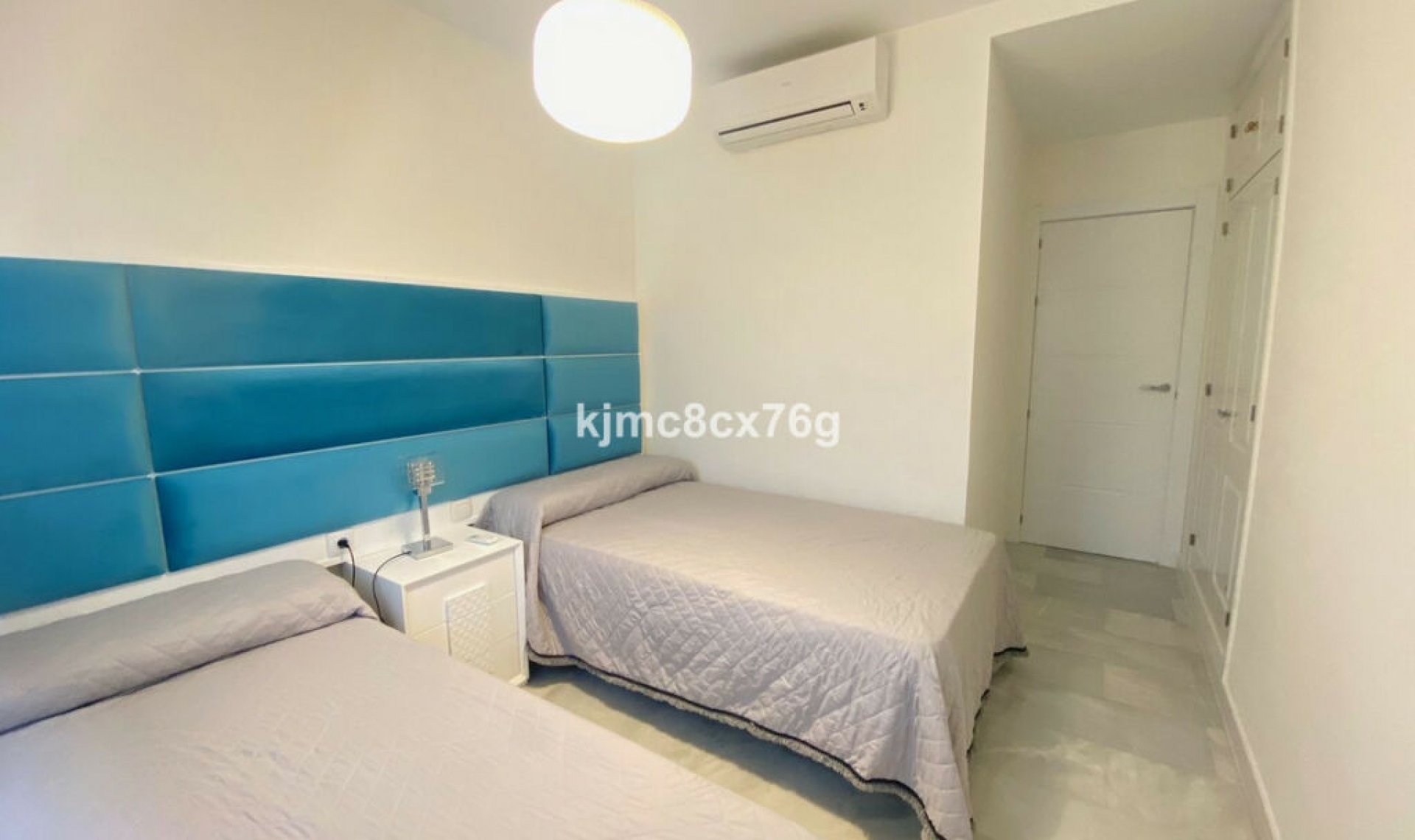 Resale - Apartment -
Calahonda