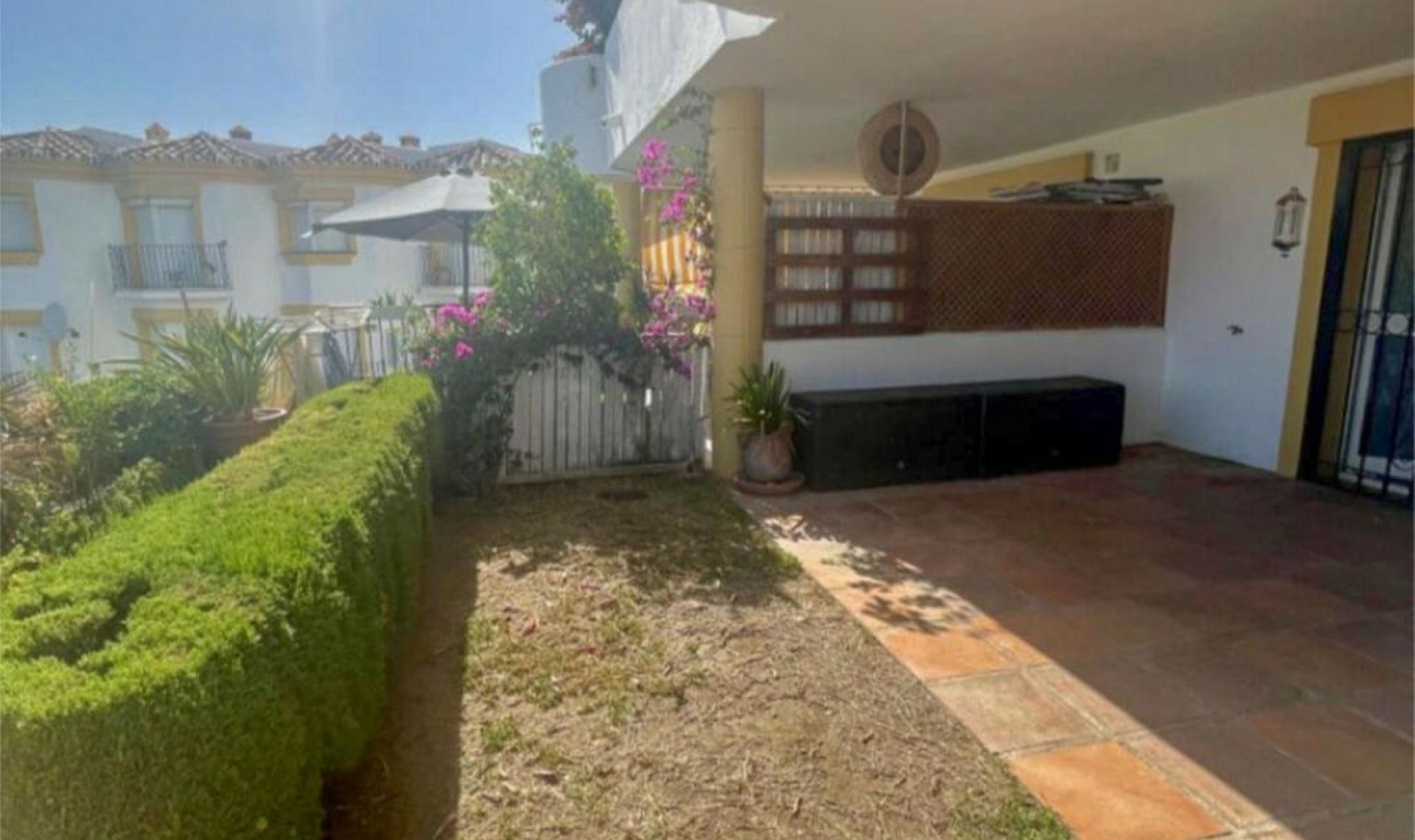 Resale - Apartment -
Calahonda