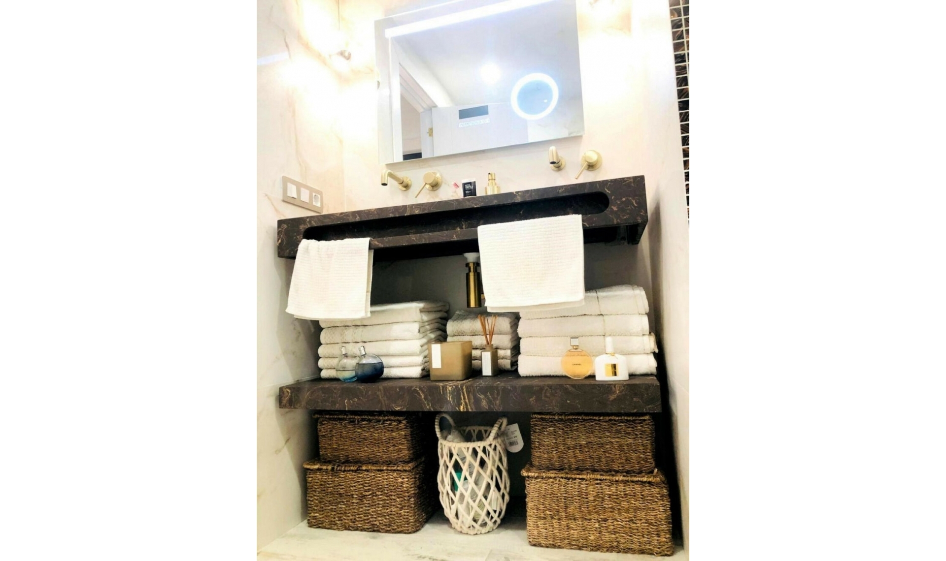 Resale - Apartment -
Calahonda