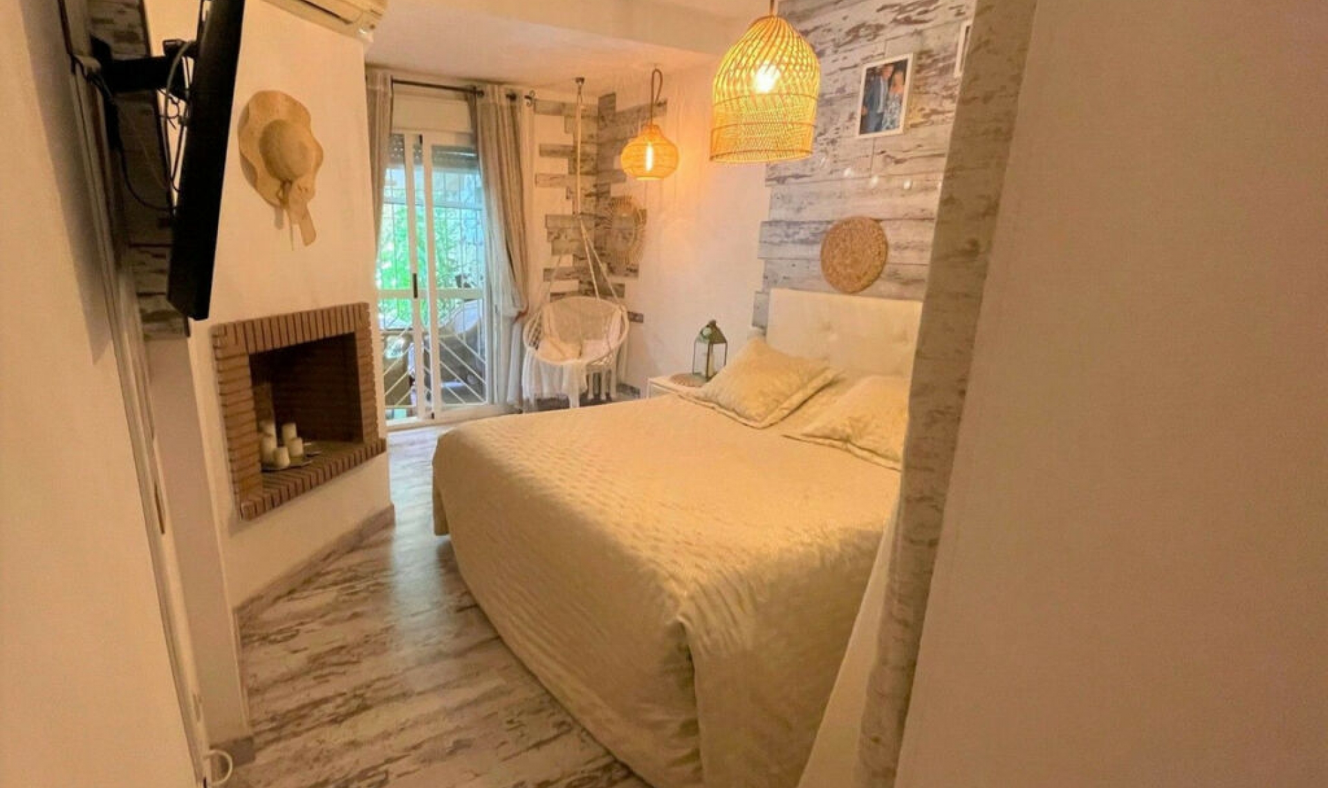 Resale - Apartment -
Calahonda