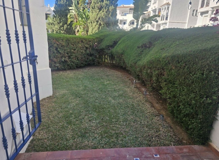 Resale - Apartment -
Calahonda