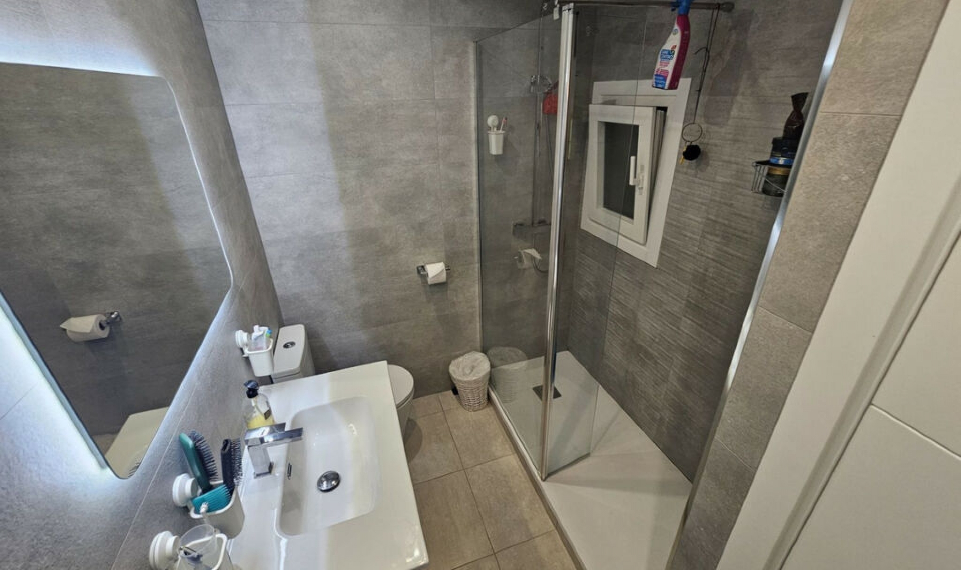 Resale - Apartment -
Calahonda