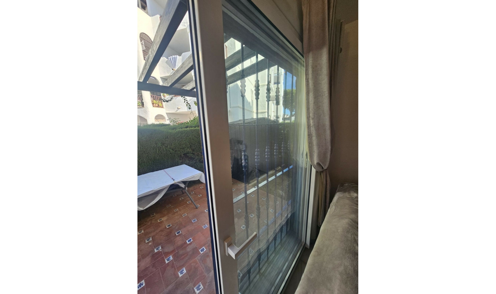 Resale - Apartment -
Calahonda