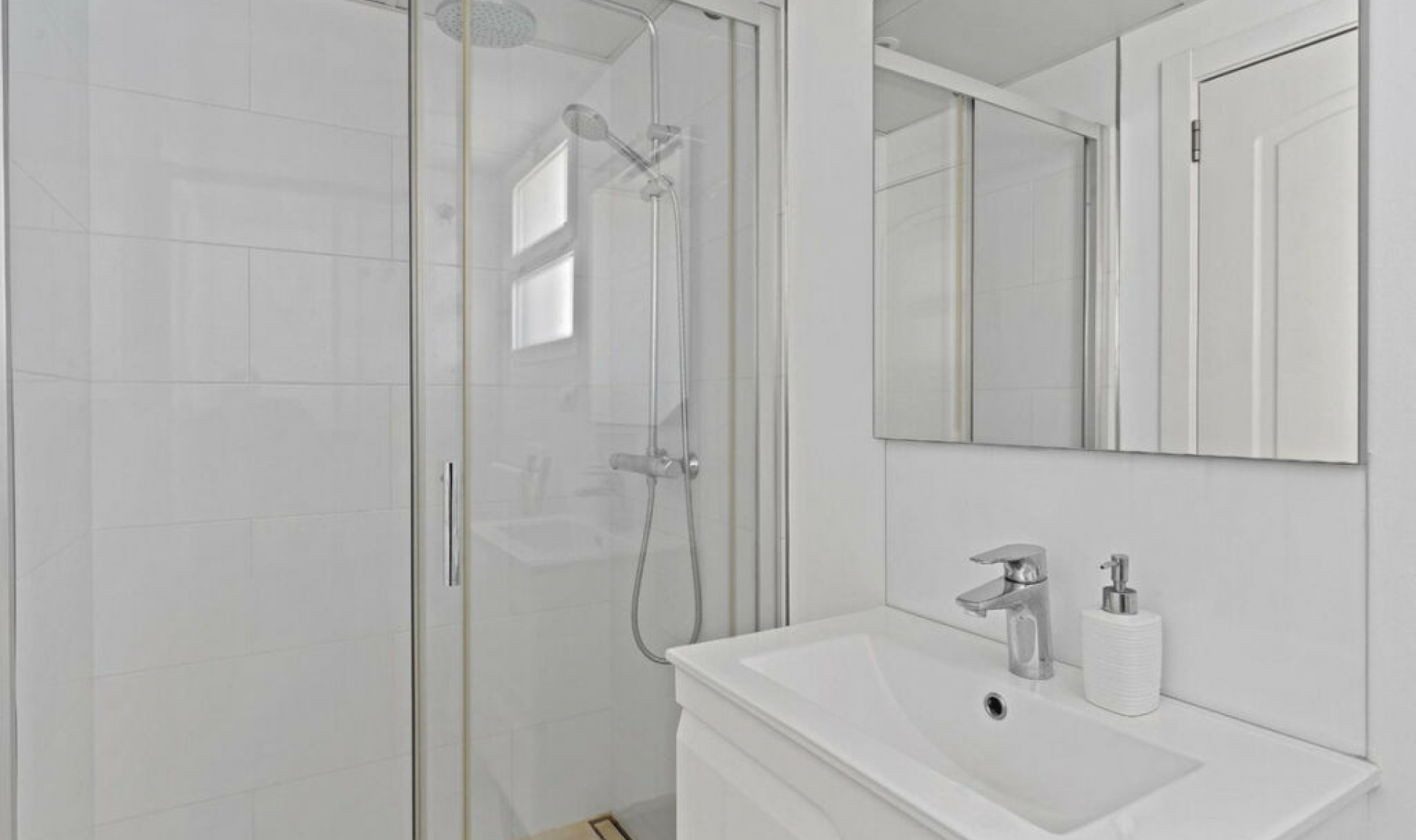 Resale - Apartment -
Calahonda