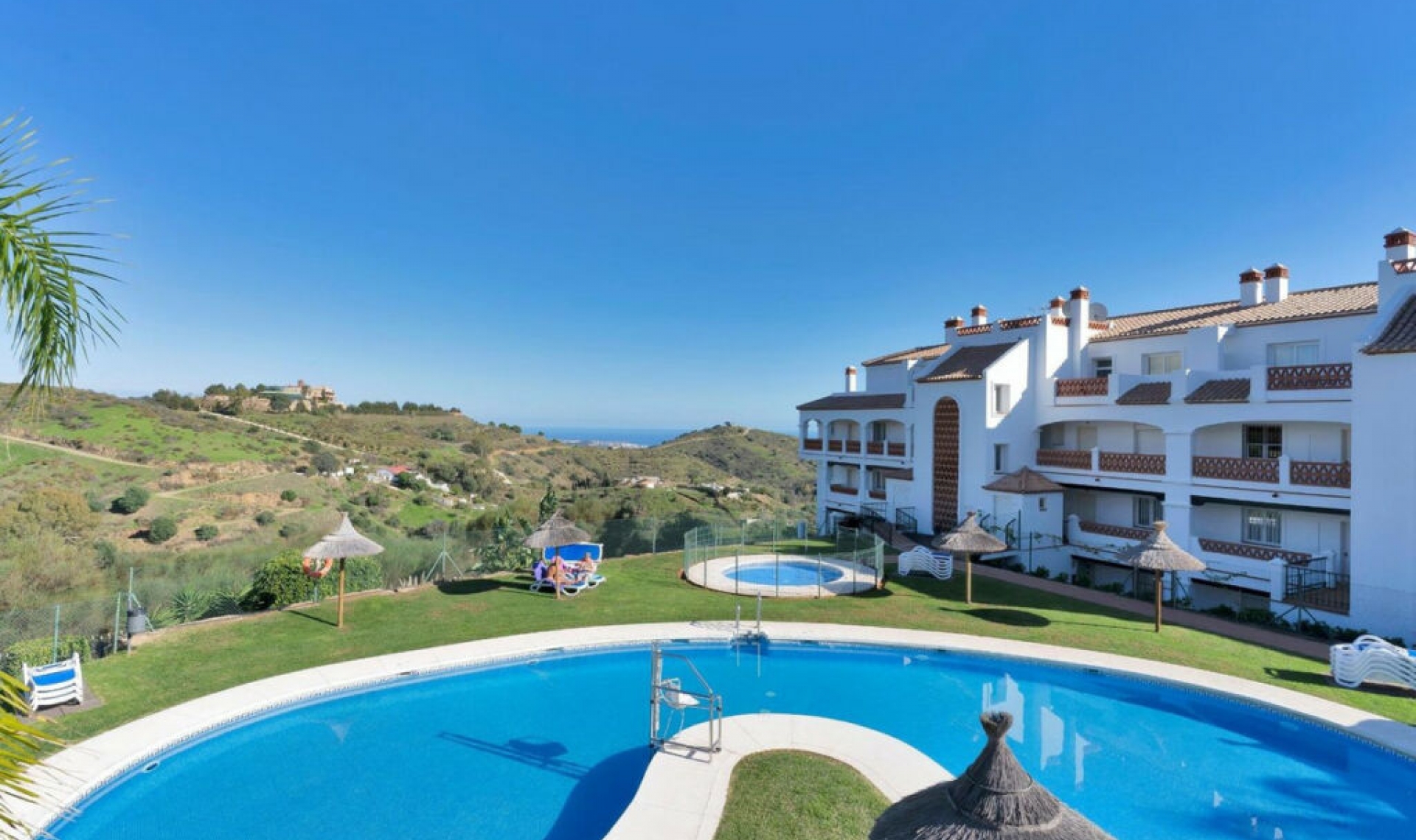Resale - Apartment -
Calahonda