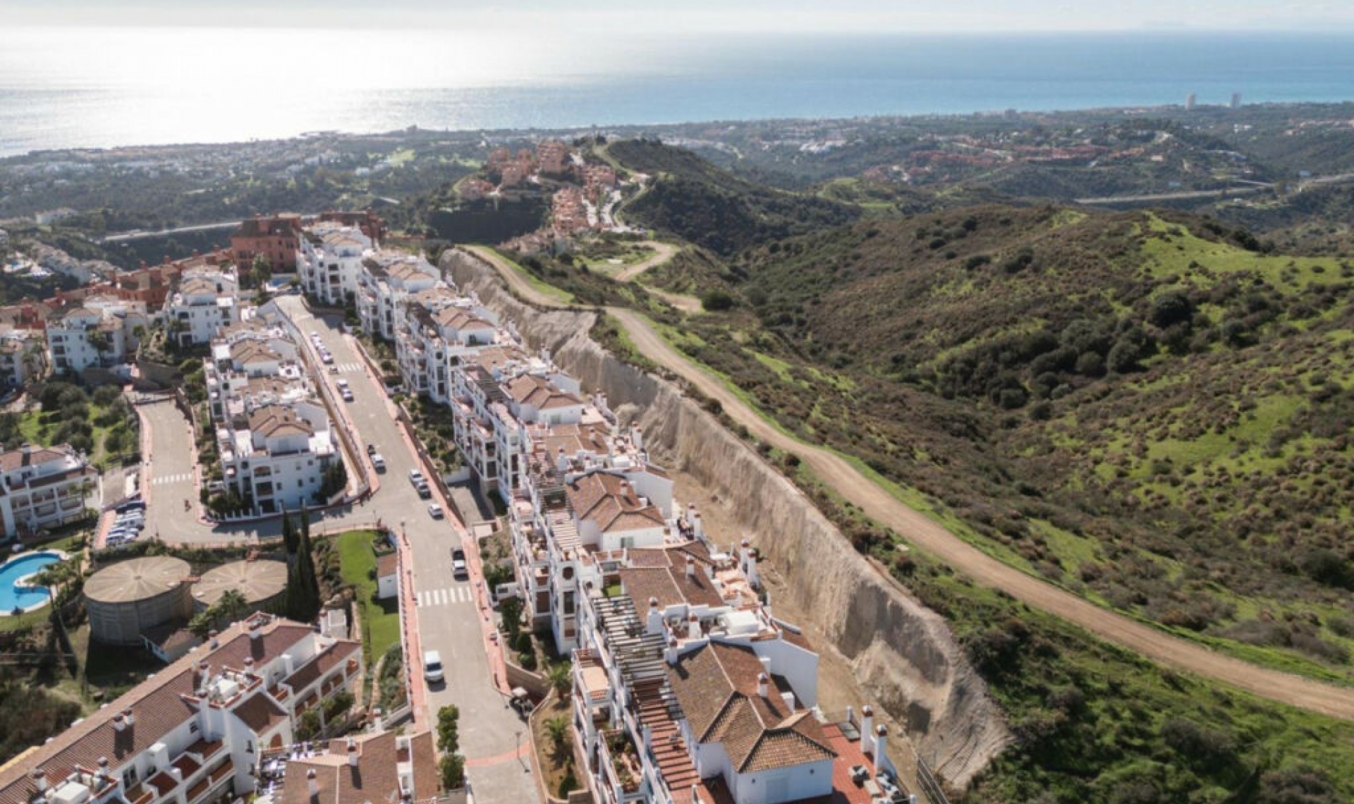 Resale - Apartment -
Calahonda