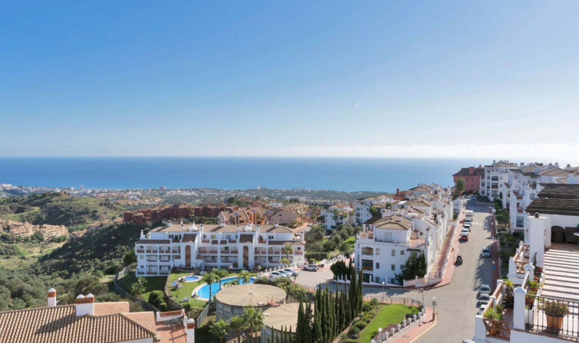 Resale - Apartment -
Calahonda