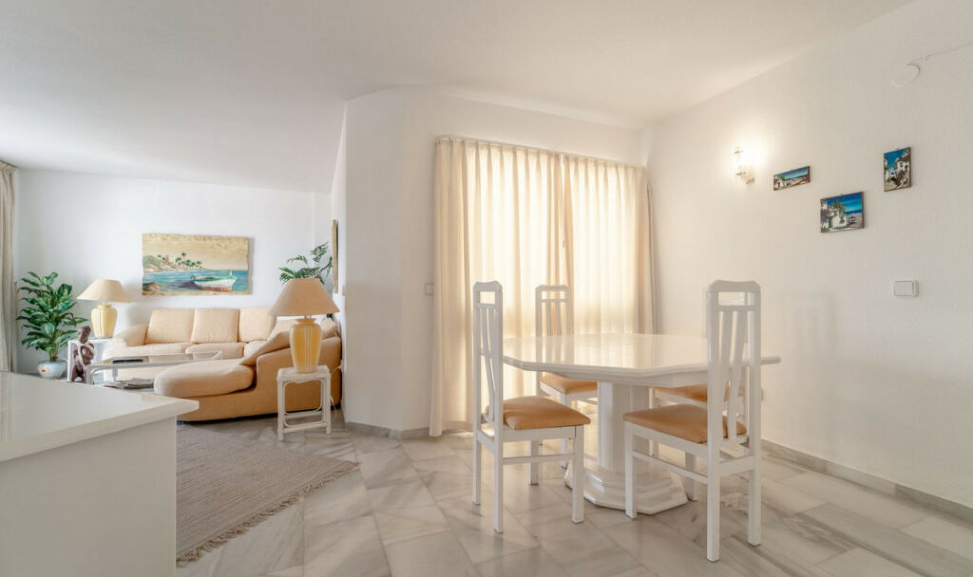 Resale - Apartment -
Calahonda