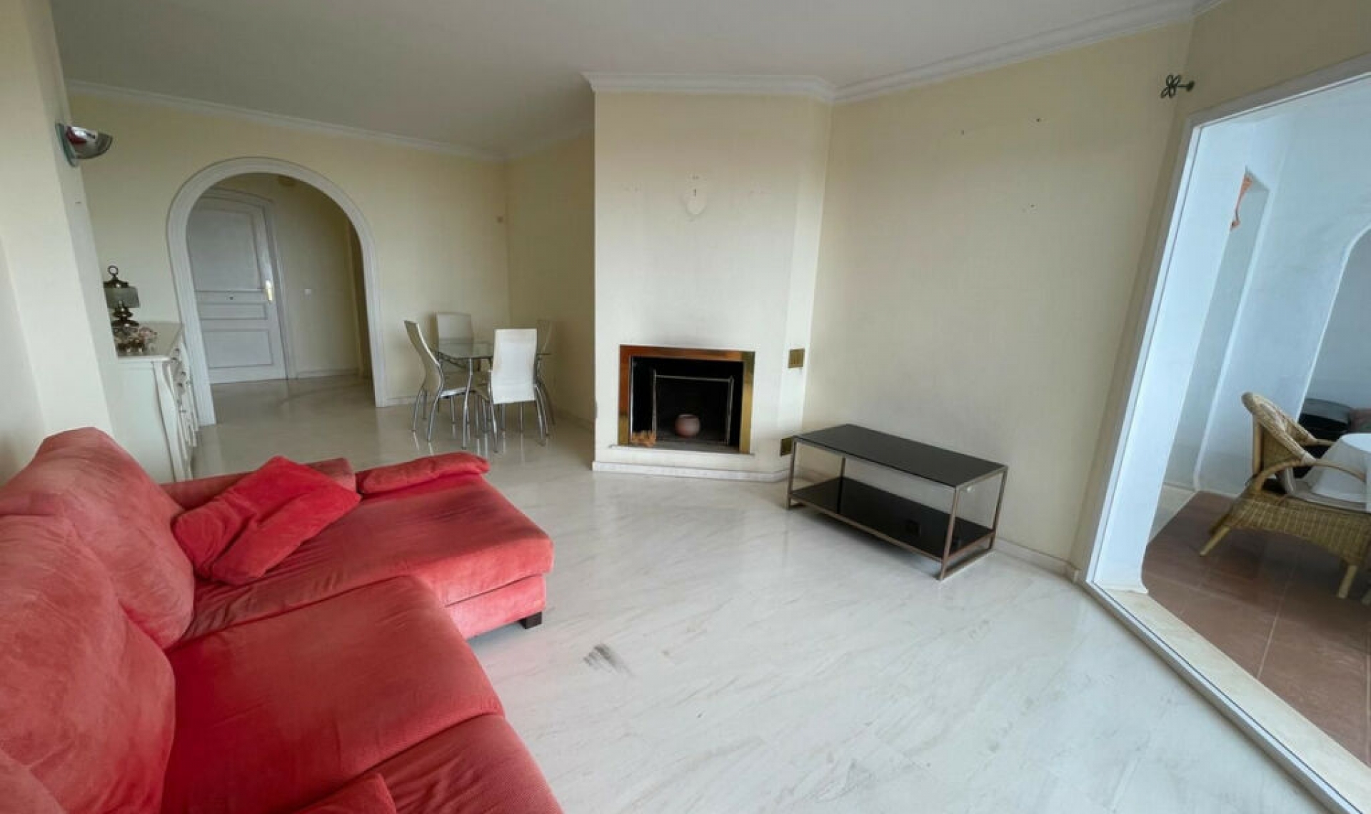 Resale - Apartment -
Calahonda