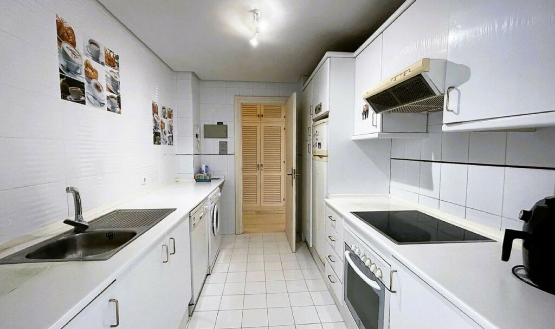 Resale - Apartment -
Calahonda