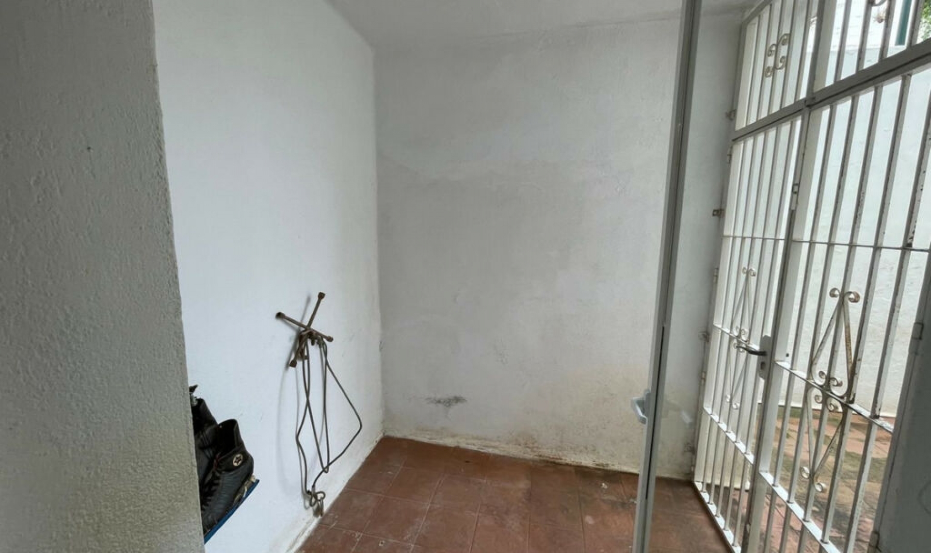 Resale - Apartment -
Calahonda