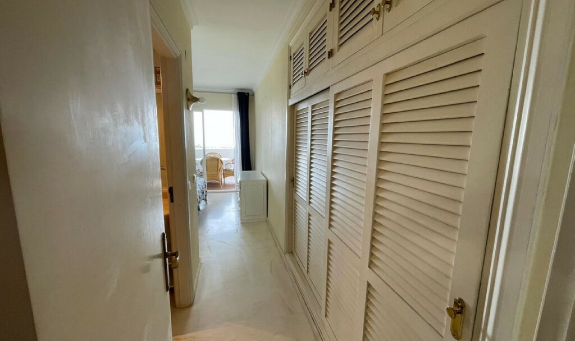 Resale - Apartment -
Calahonda