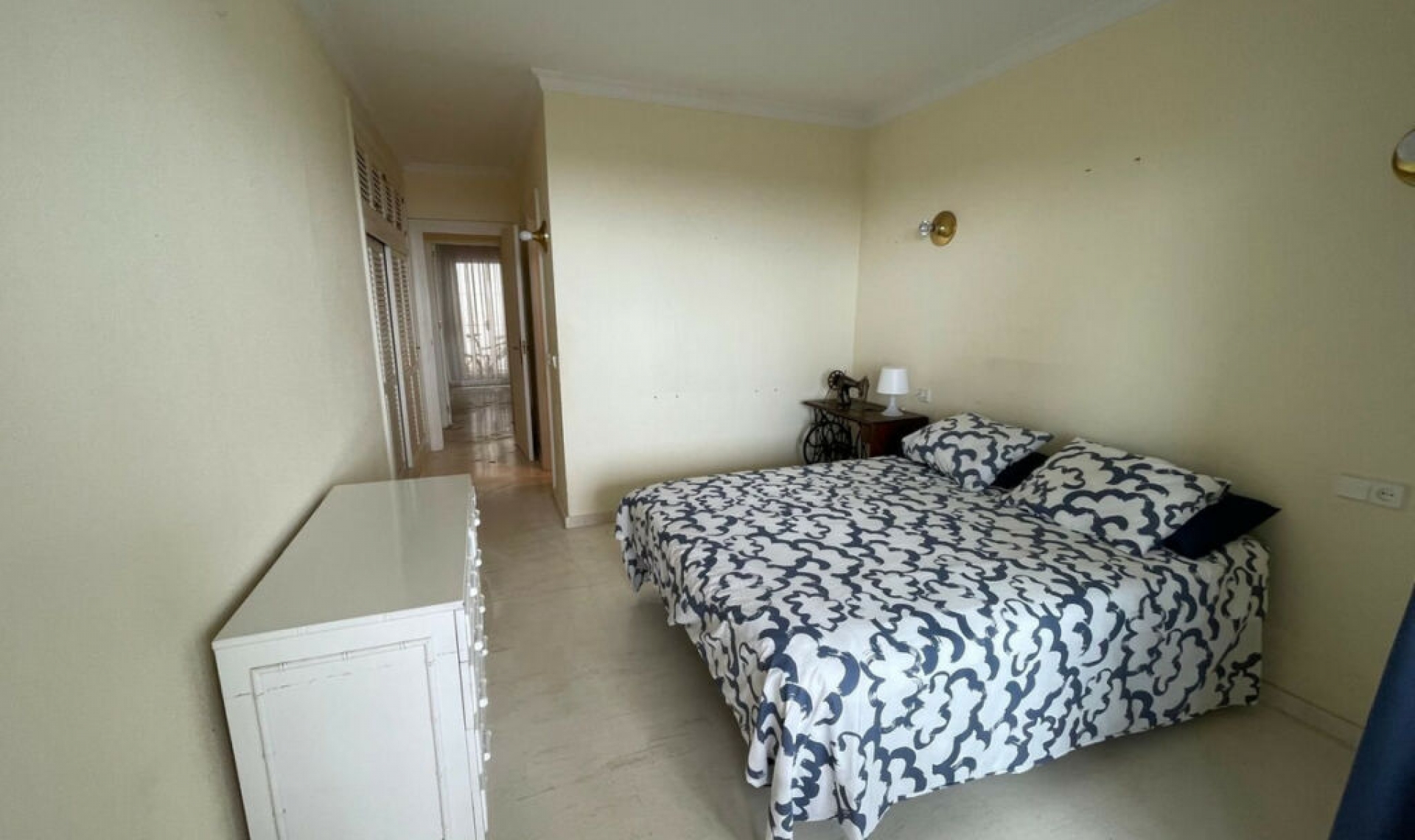 Resale - Apartment -
Calahonda