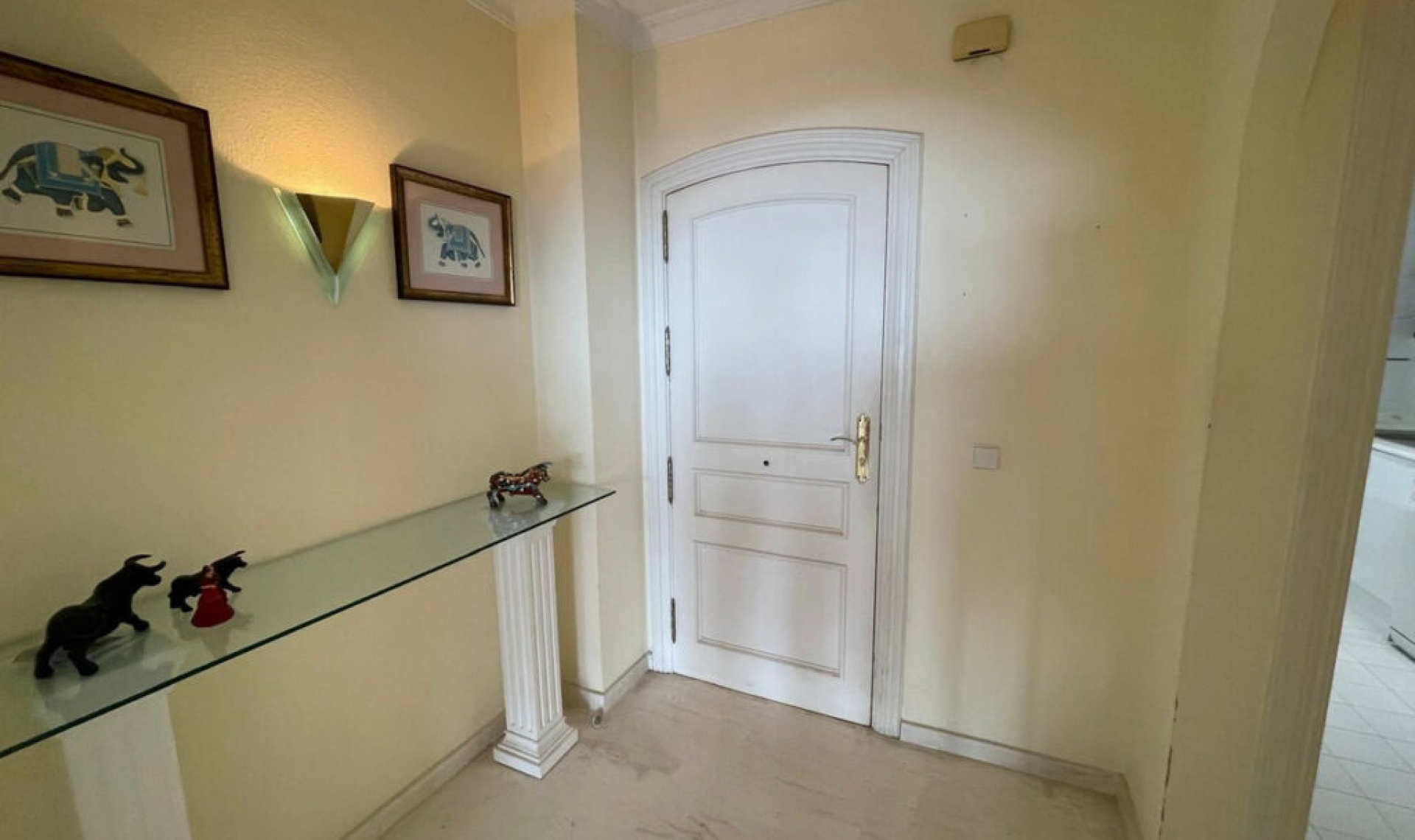 Resale - Apartment -
Calahonda