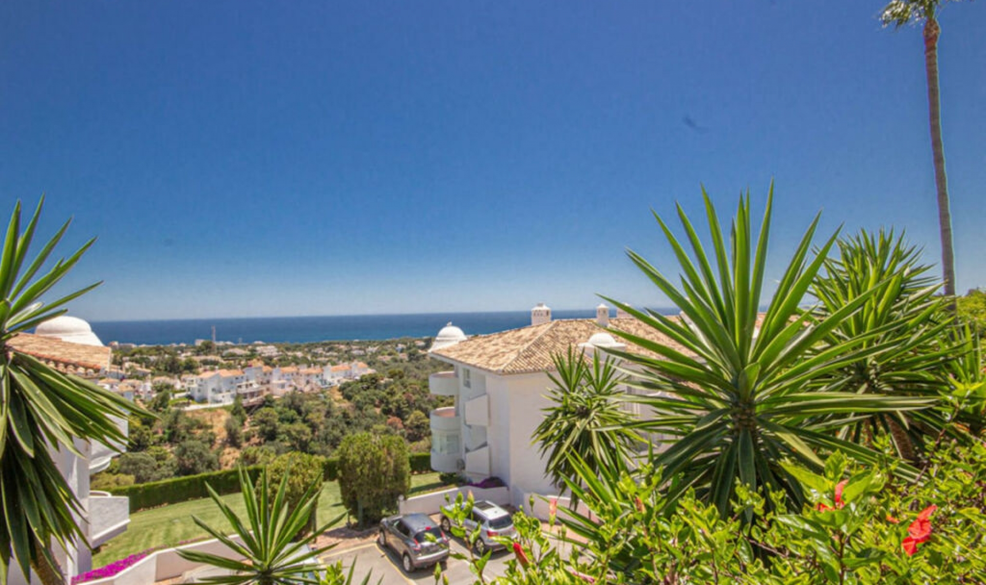 Resale - Apartment -
Calahonda
