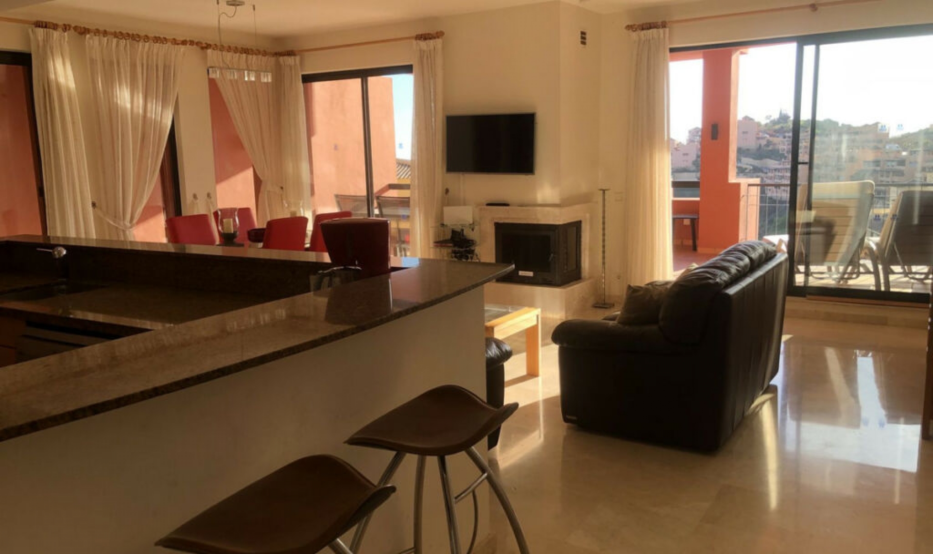 Resale - Apartment -
Calahonda