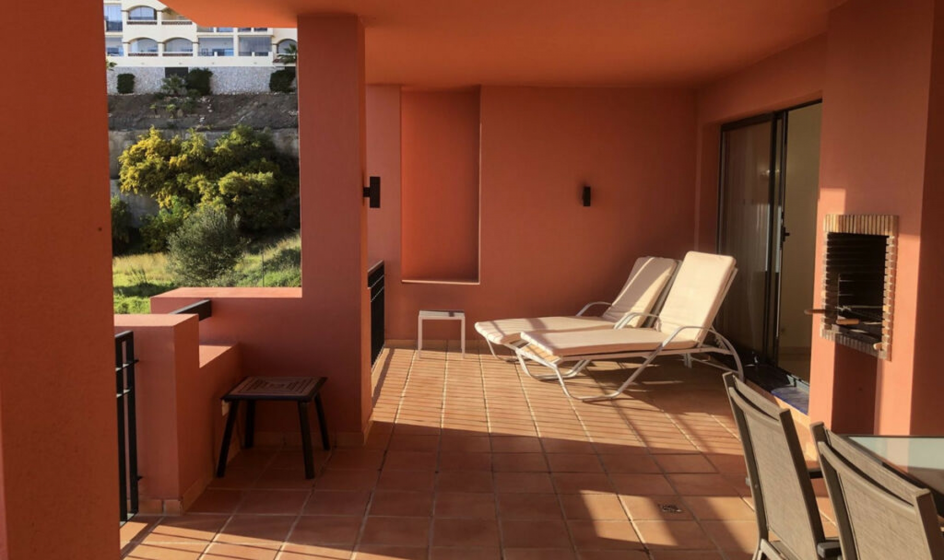 Resale - Apartment -
Calahonda
