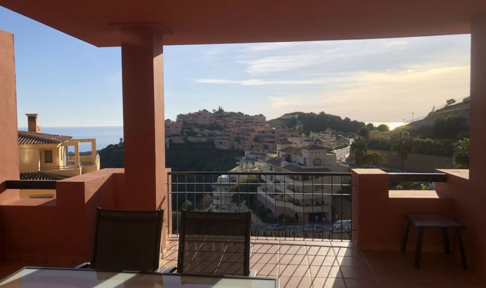 Resale - Apartment -
Calahonda