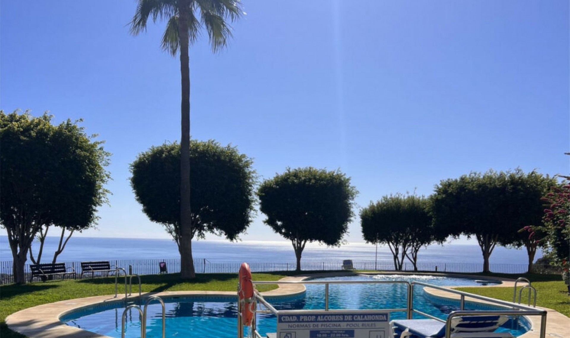 Resale - Apartment -
Calahonda