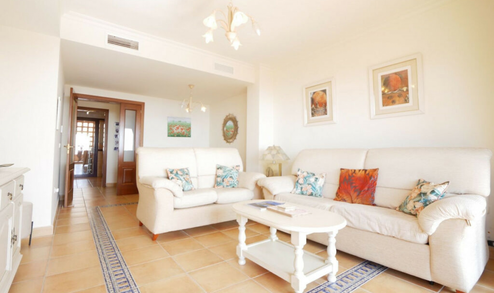 Resale - Apartment -
Calahonda