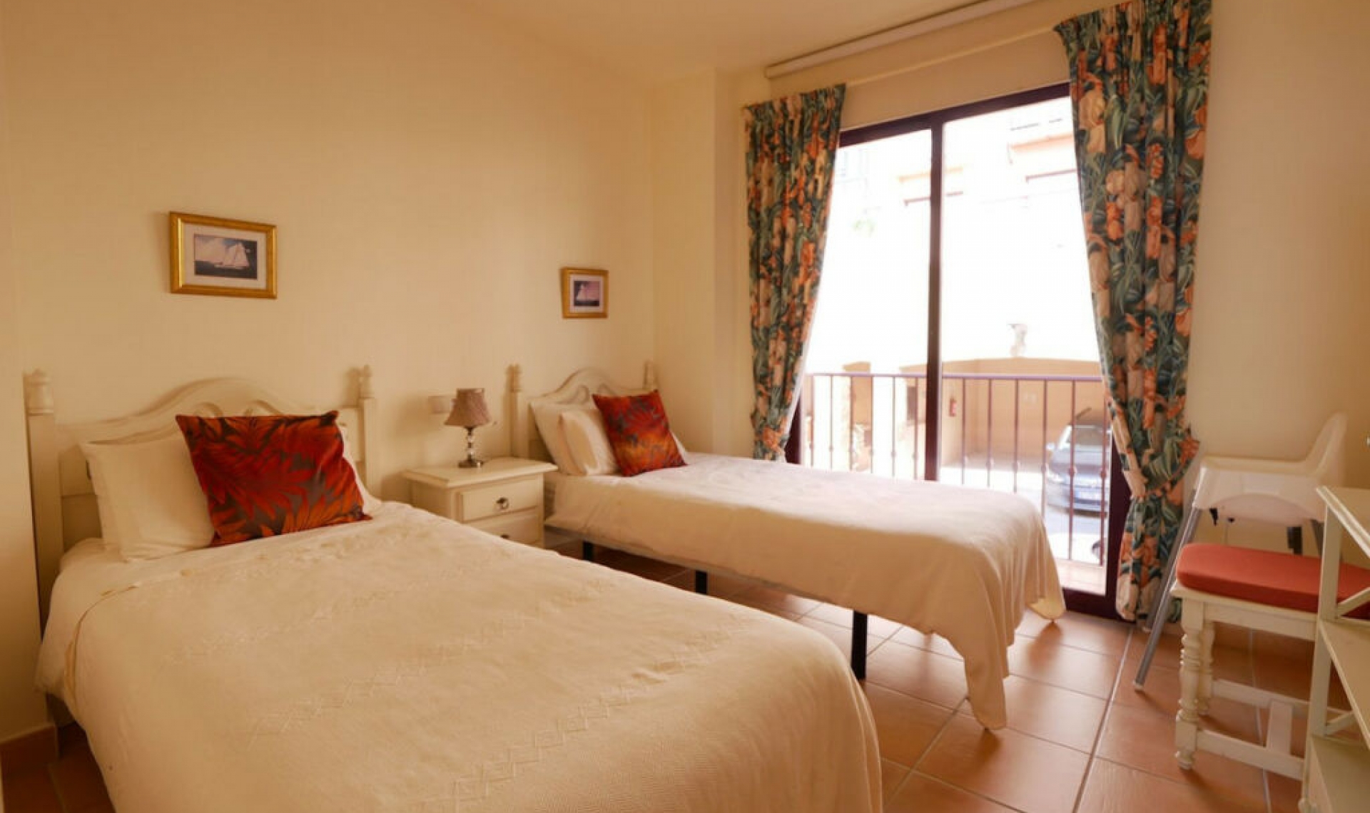 Resale - Apartment -
Calahonda