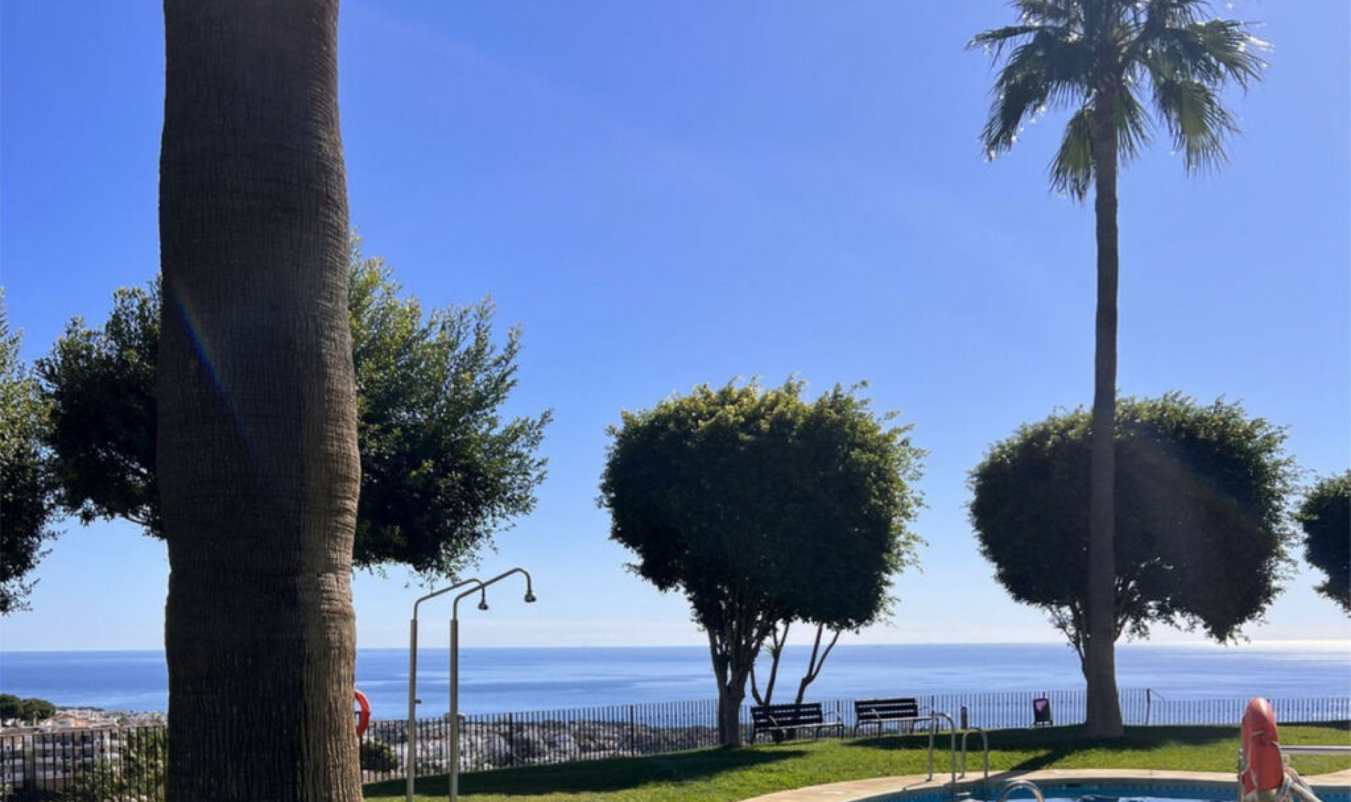 Resale - Apartment -
Calahonda