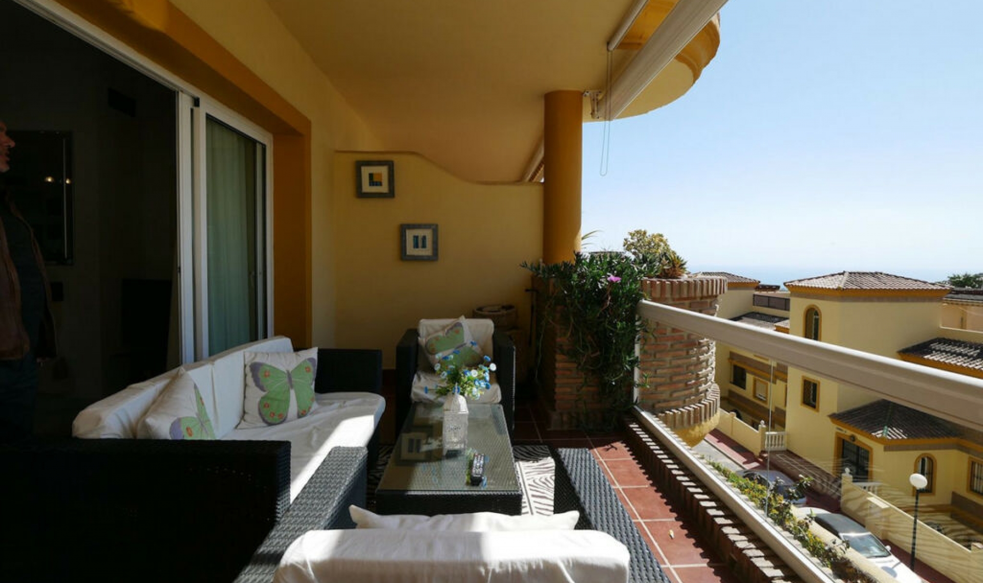 Resale - Apartment -
Calahonda