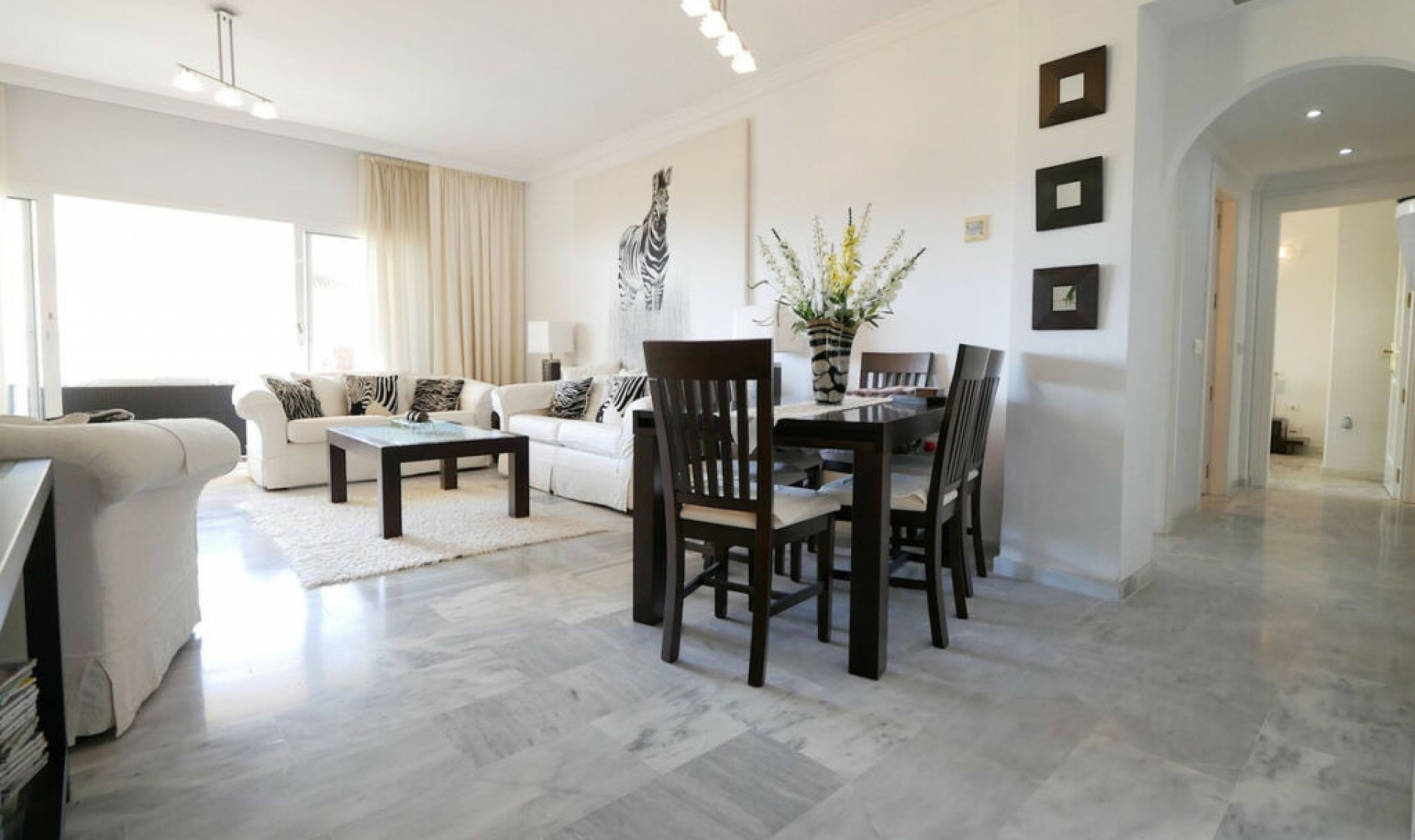 Resale - Apartment -
Calahonda
