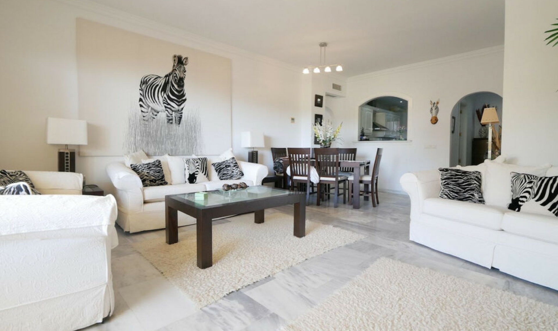 Resale - Apartment -
Calahonda