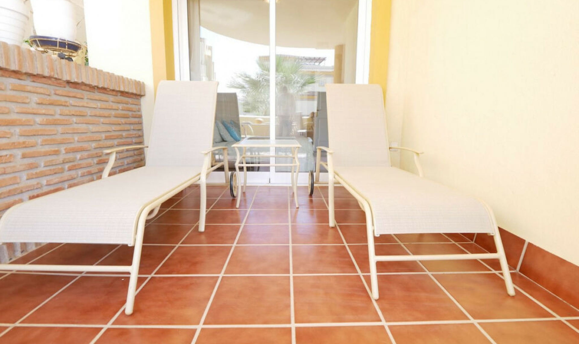 Resale - Apartment -
Calahonda