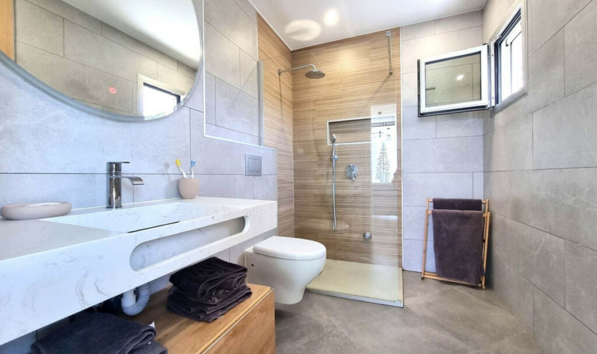 Resale - Apartment -
Calahonda