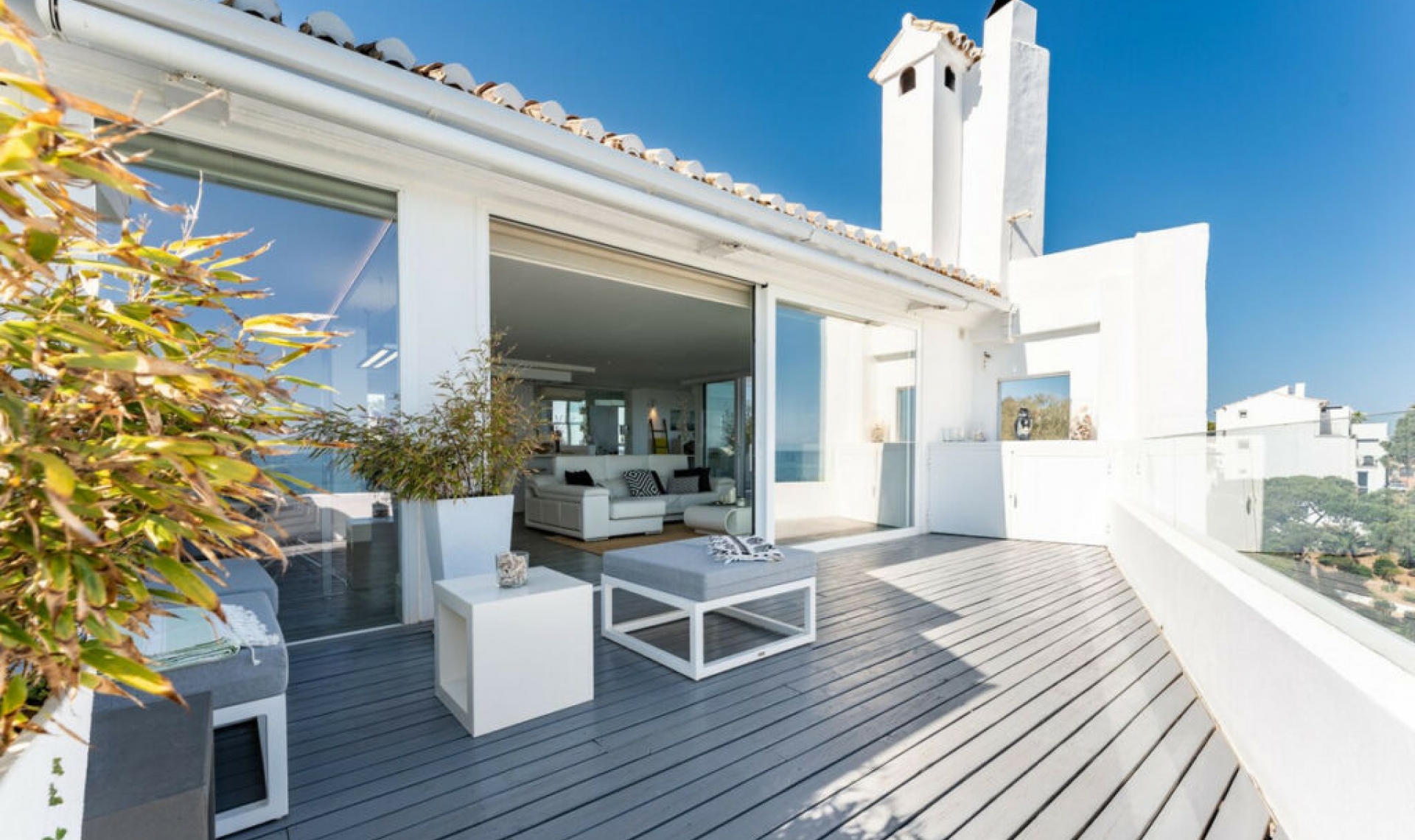 Resale - Apartment -
Calahonda